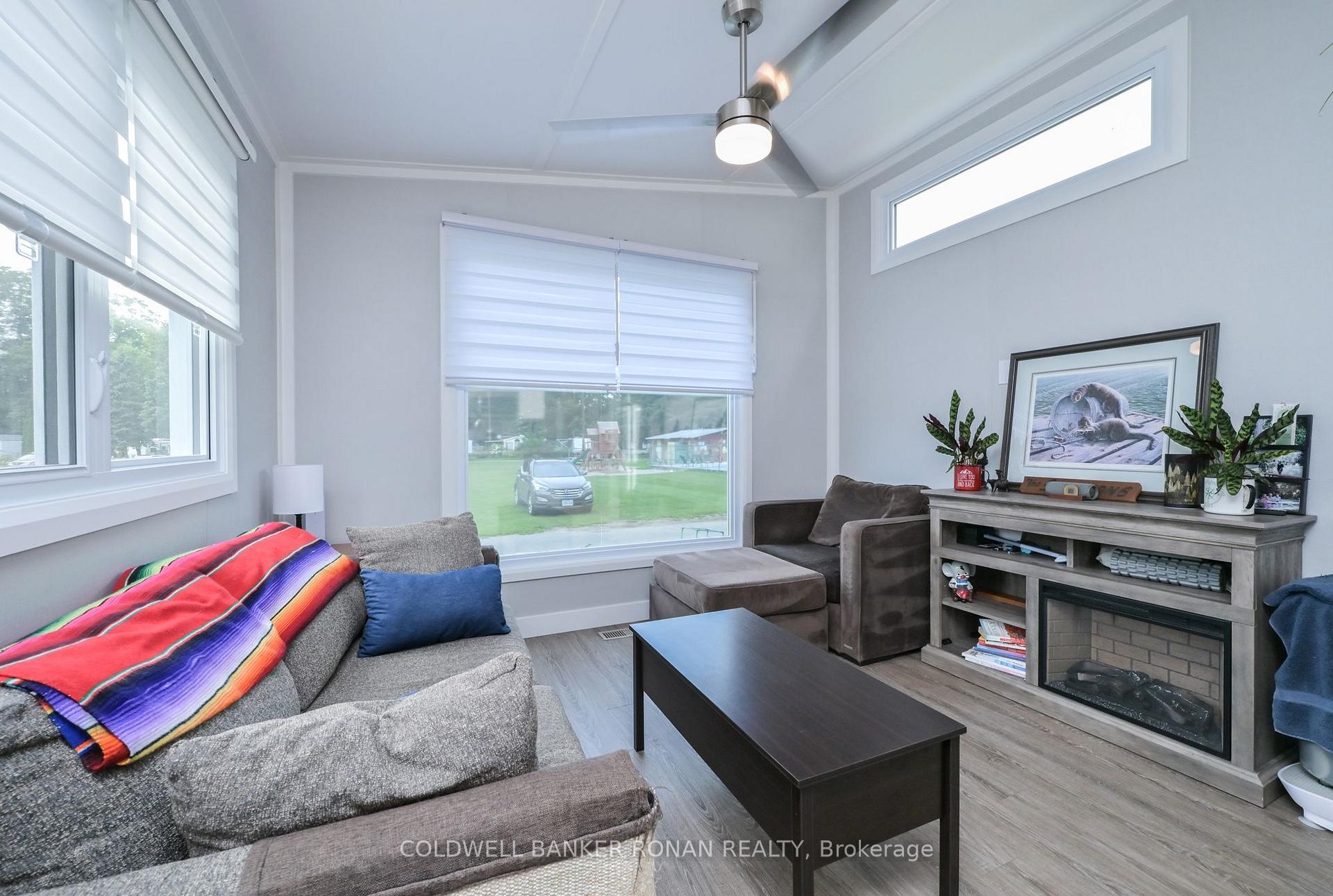 Photo 11 of Unit 4, 285 Cryderman Side Road, Georgina, Baldwin — HOMEH