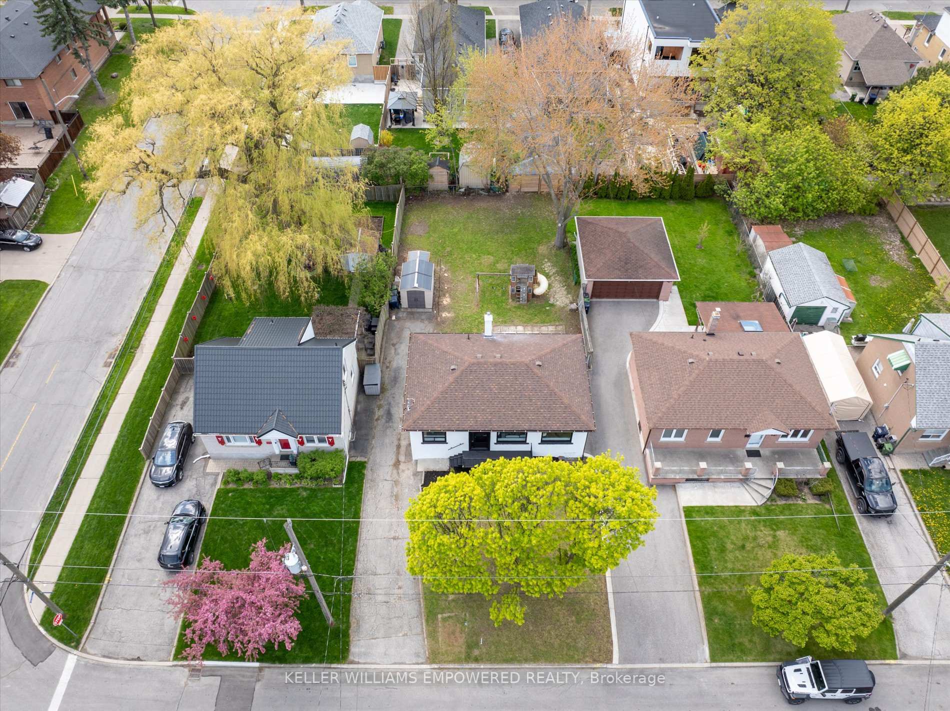 Photo 1 of 42 Deerhurst Avenue, North York, Humberlea-Pelmo Park — HOMEH