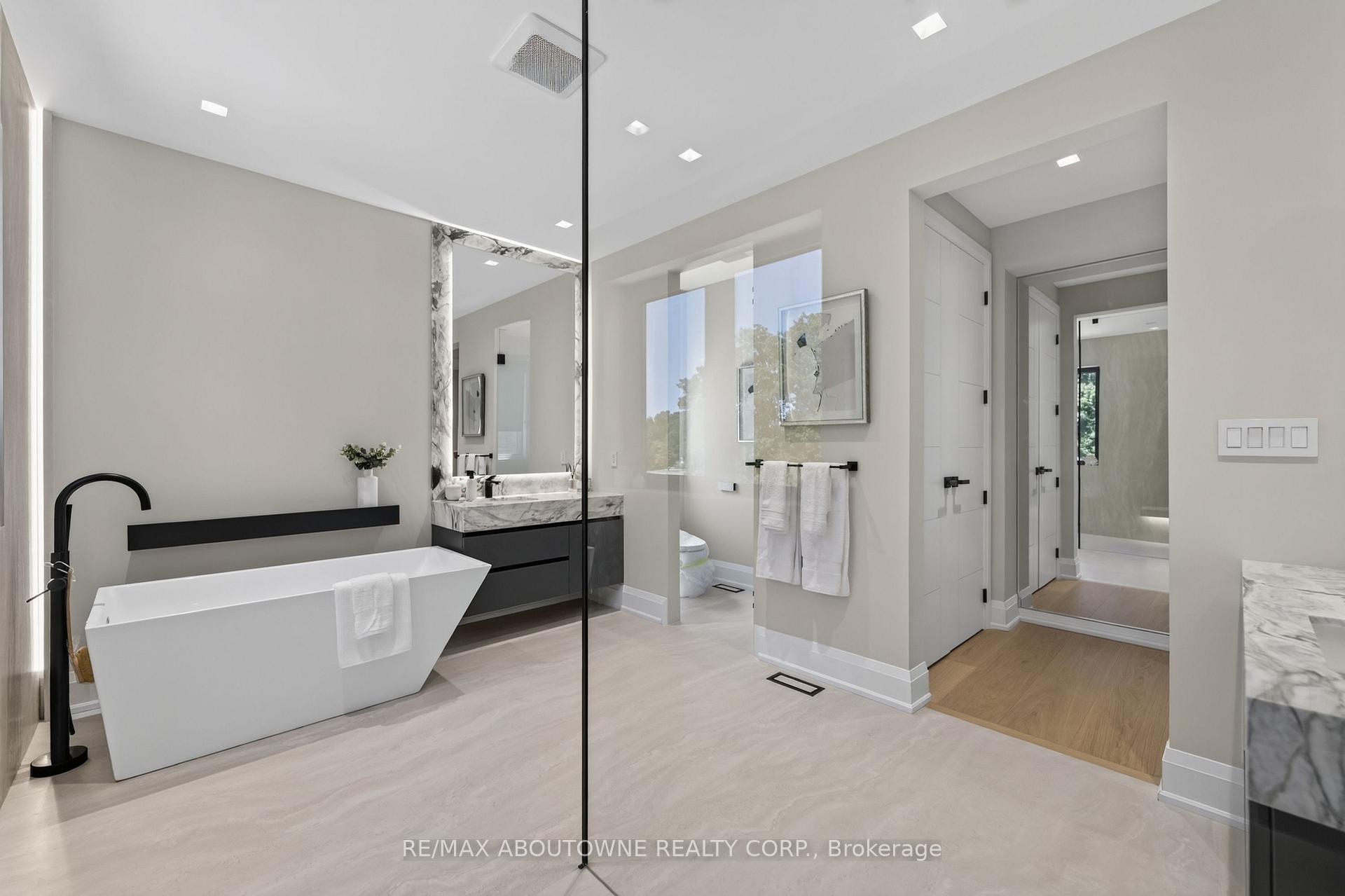 Photo 33 of 197 Polly Drive, Oakville, Glenorchy — HOMEH