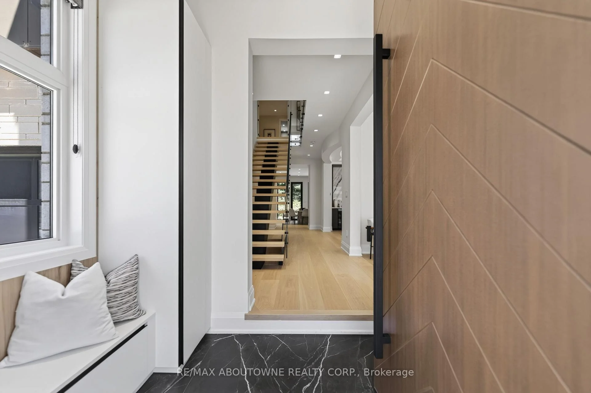 Photo 12 of 197 Polly Drive, Oakville, Glenorchy — HOMEH