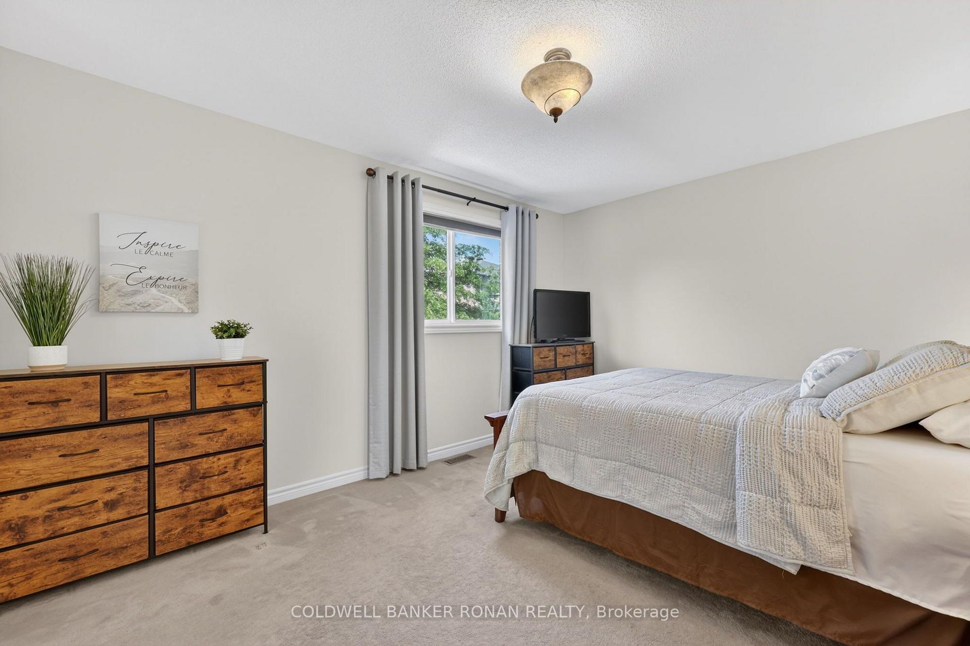 Photo 29 of 24 Ryan Court, Barrie, Little Lake — HOMEH