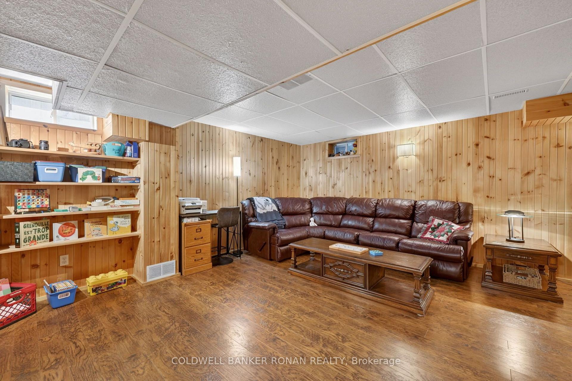 Photo 35 of 24 Ryan Court, Barrie, Little Lake — HOMEH