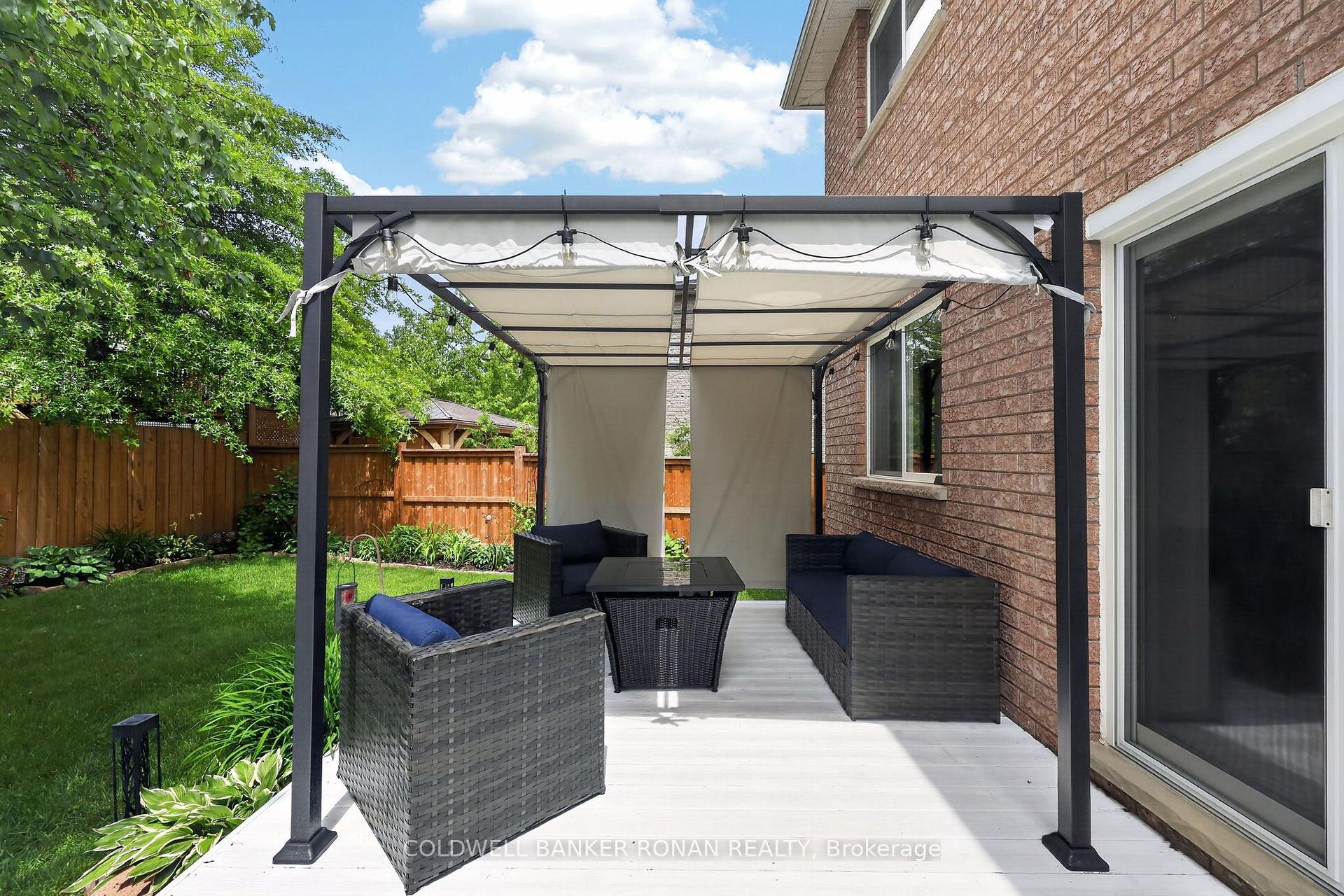 Photo 42 of 24 Ryan Court, Barrie, Little Lake — HOMEH