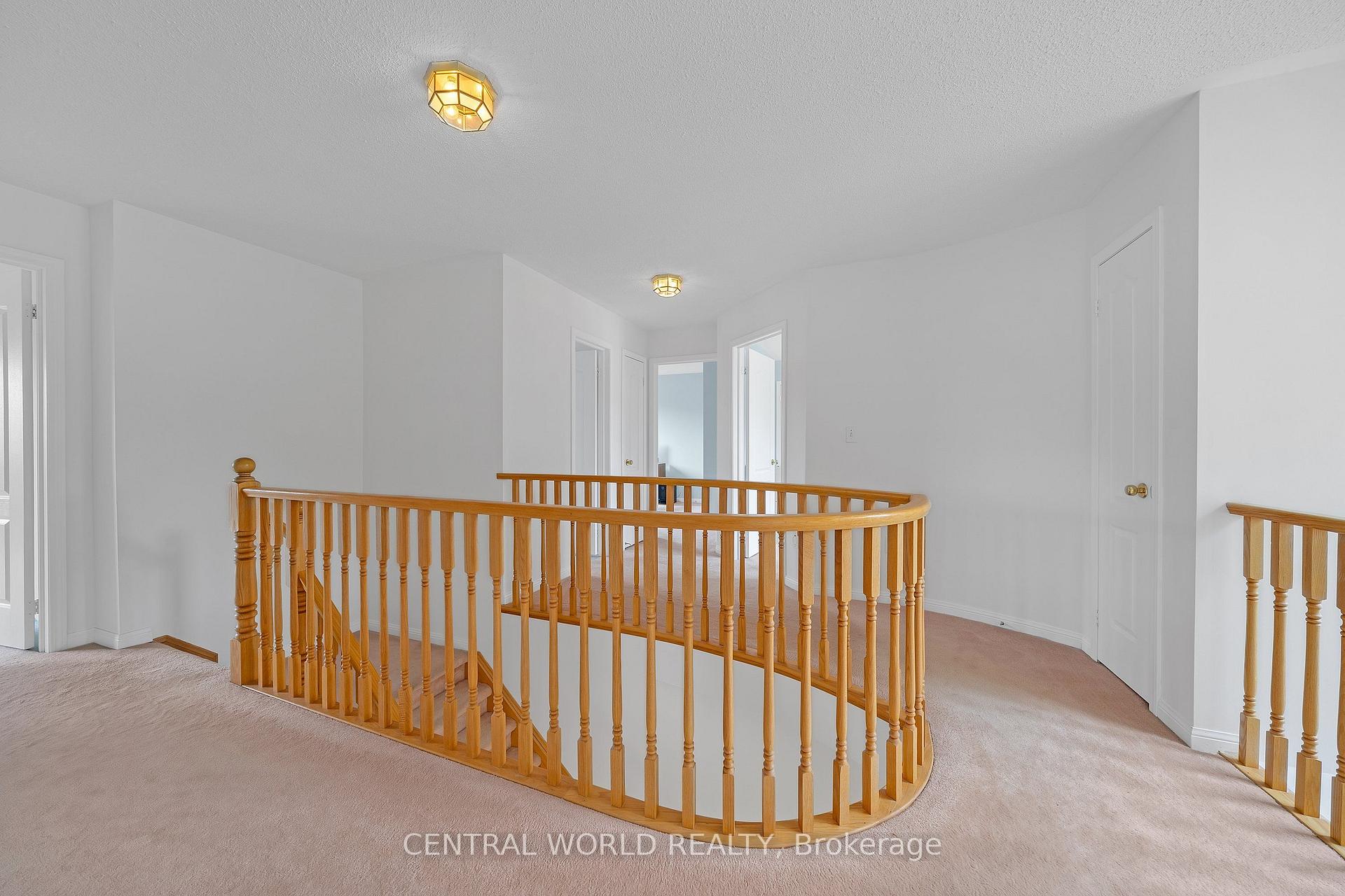 Photo 33 of 93 Majestic Drive, Markham, Berczy — HOMEH