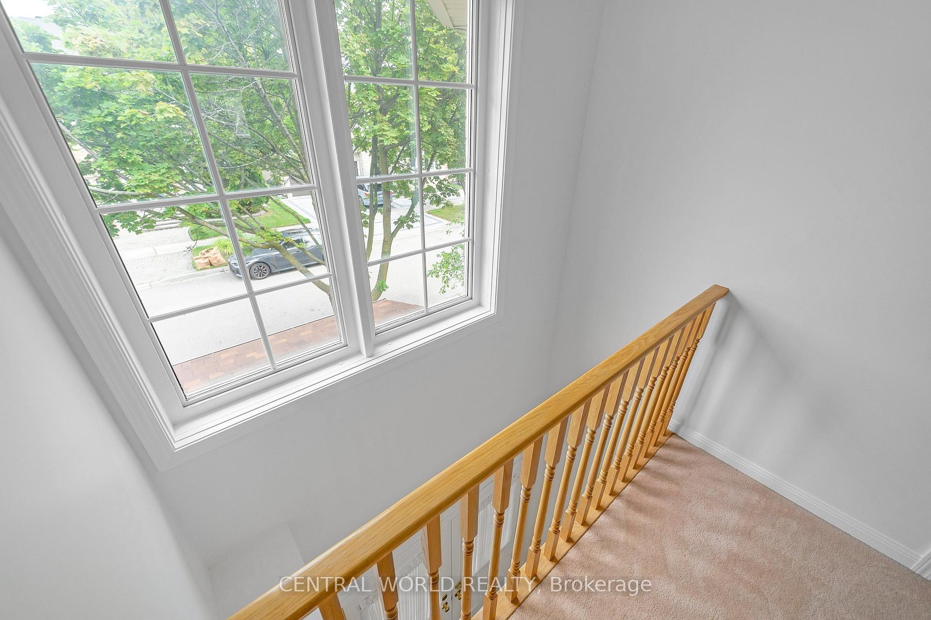 Photo 34 of 93 Majestic Drive, Markham, Berczy — HOMEH
