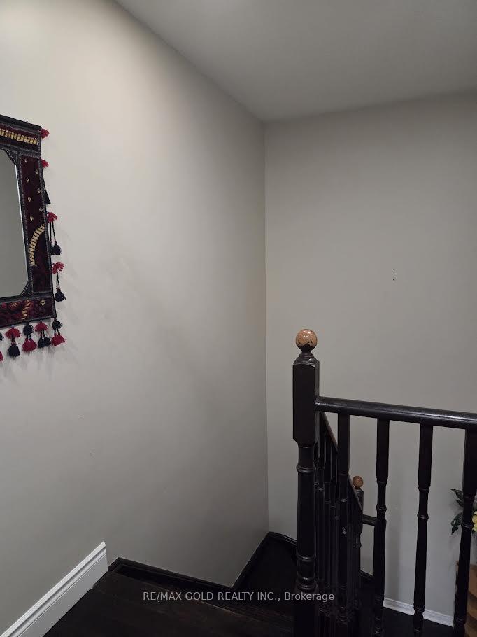 Photo 18 of 69 Personna Circle, Brampton, Credit Valley — HOMEH