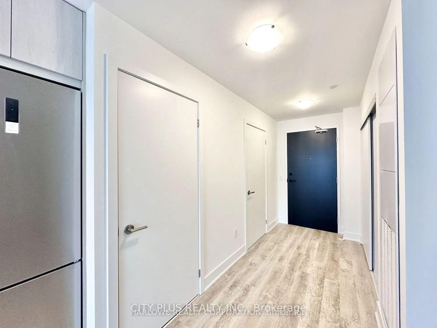 Photo 10 of Unit 601, 185 Deerfield Road, Newmarket, Central Newmarket — HOMEH