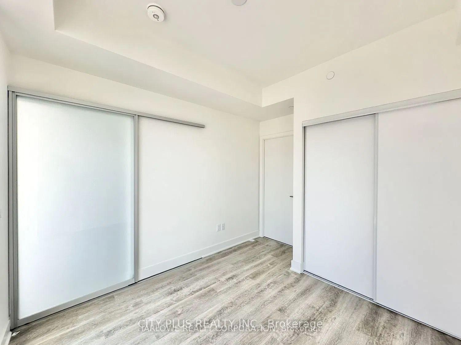 Photo 13 of Unit 601, 185 Deerfield Road, Newmarket, Central Newmarket — HOMEH