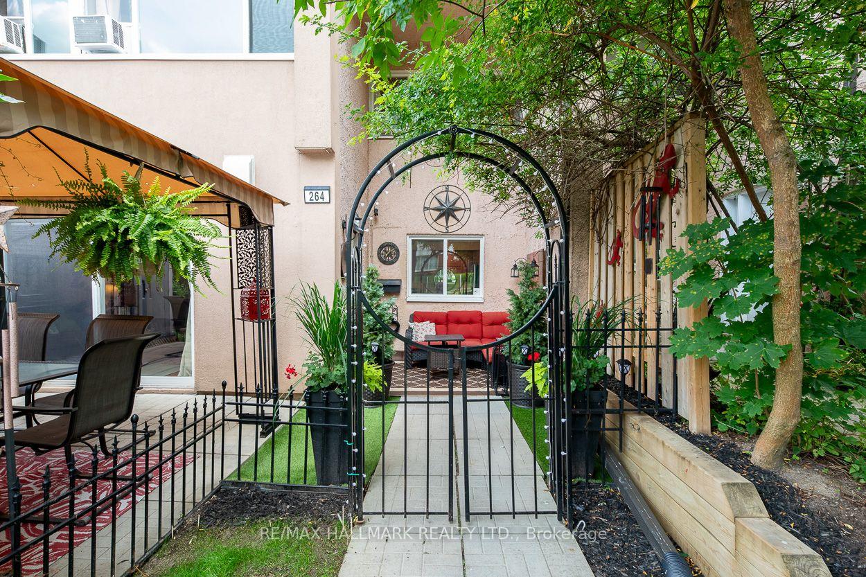 Photo 2 of Unit 264, 3060 Constitution Boulevard, Mississauga, Applewood — HOMEH