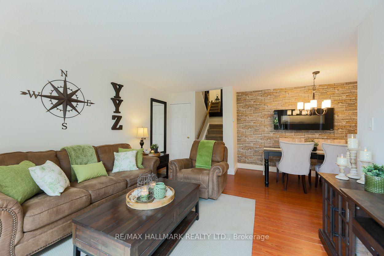 Photo 5 of Unit 264, 3060 Constitution Boulevard, Mississauga, Applewood — HOMEH