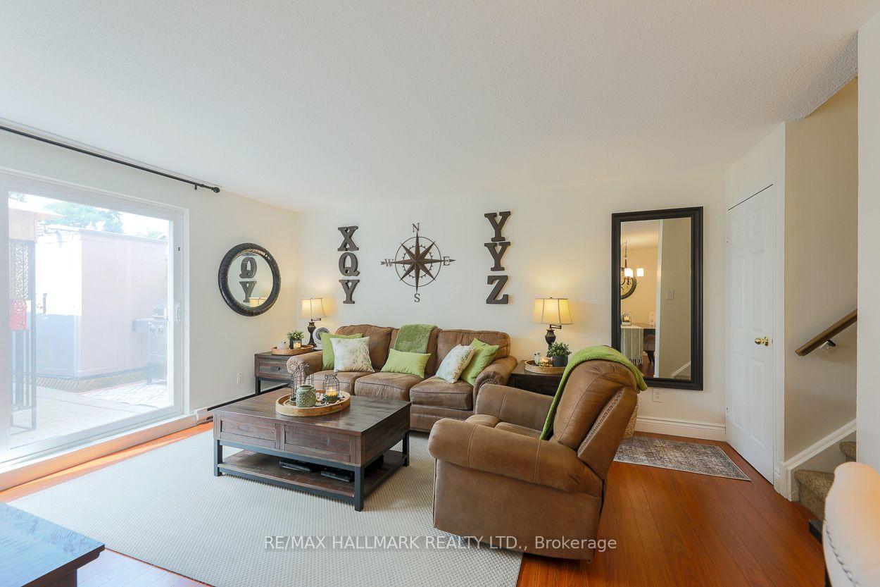 Photo 6 of Unit 264, 3060 Constitution Boulevard, Mississauga, Applewood — HOMEH