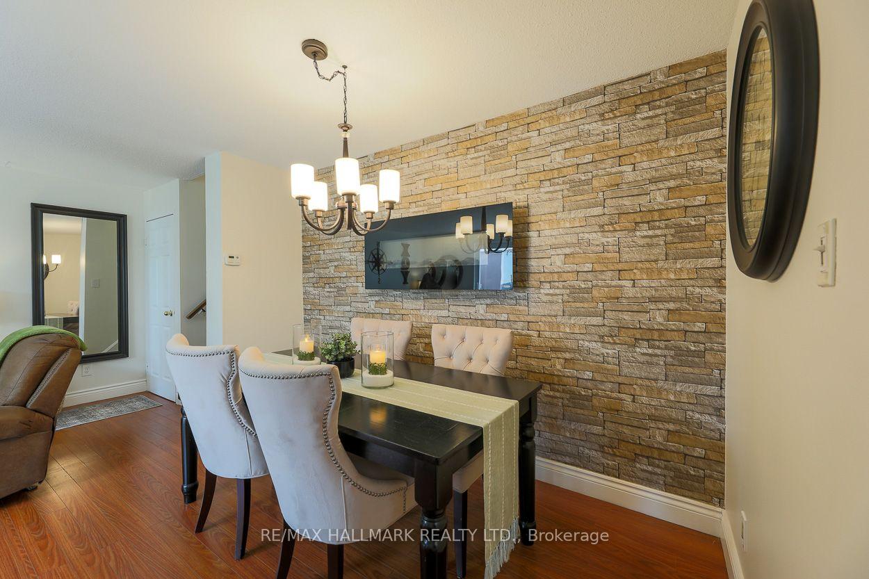 Photo 7 of Unit 264, 3060 Constitution Boulevard, Mississauga, Applewood — HOMEH