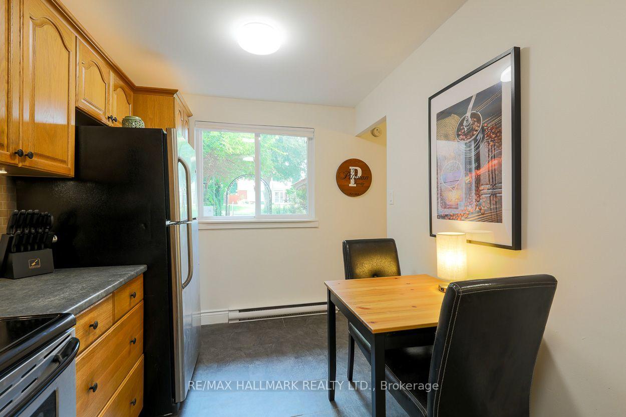 Photo 9 of Unit 264, 3060 Constitution Boulevard, Mississauga, Applewood — HOMEH