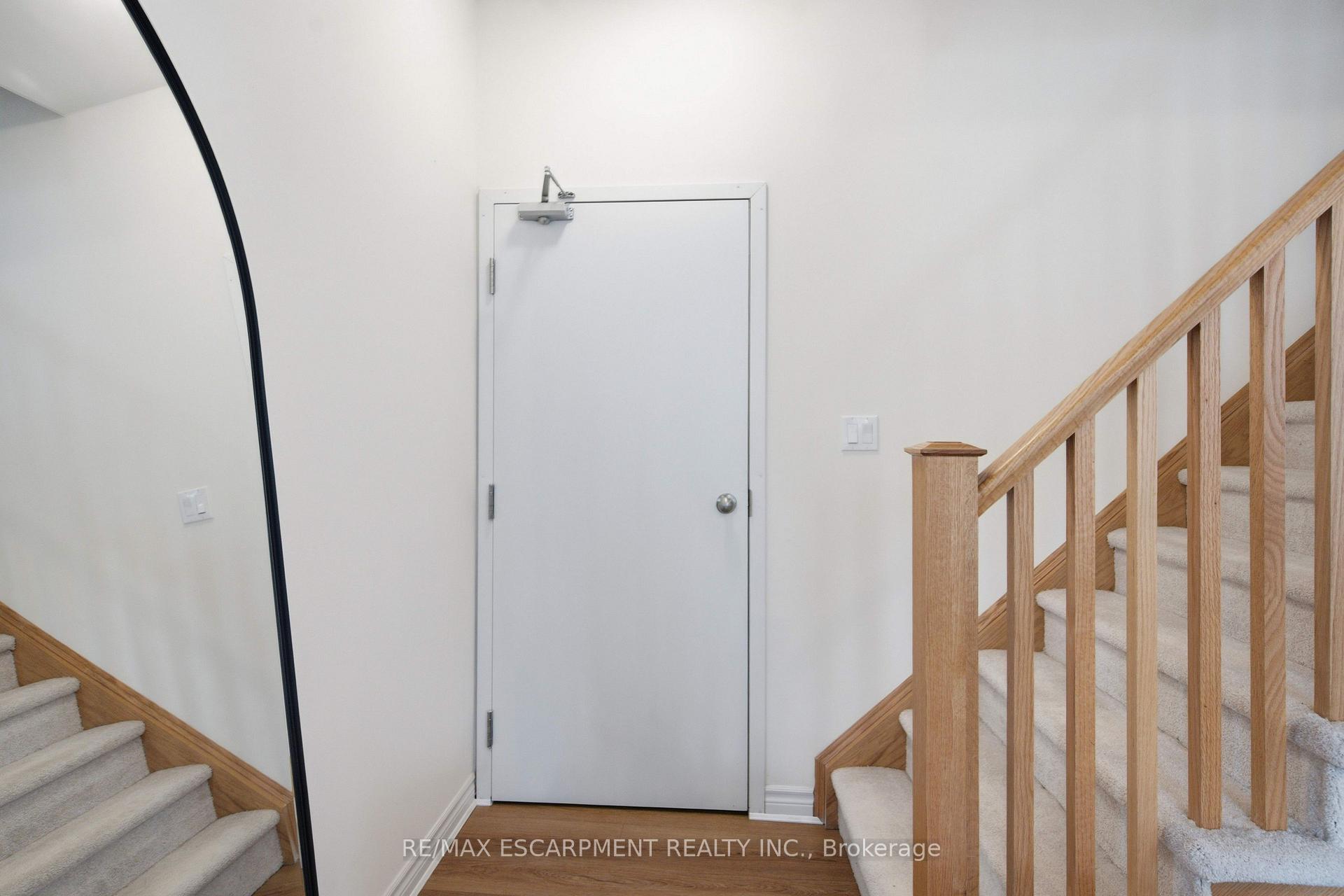 Photo 3 of Unit 49, 383 Dundas Street E, Hamilton, Waterdown — HOMEH