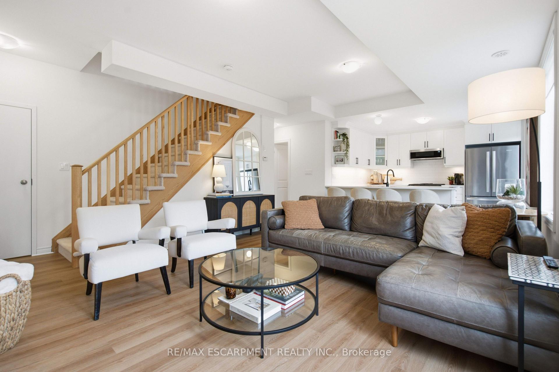 Photo 5 of Unit 49, 383 Dundas Street E, Hamilton, Waterdown — HOMEH