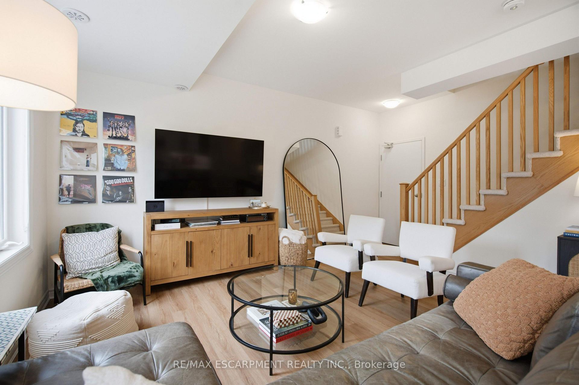 Photo 7 of Unit 49, 383 Dundas Street E, Hamilton, Waterdown — HOMEH