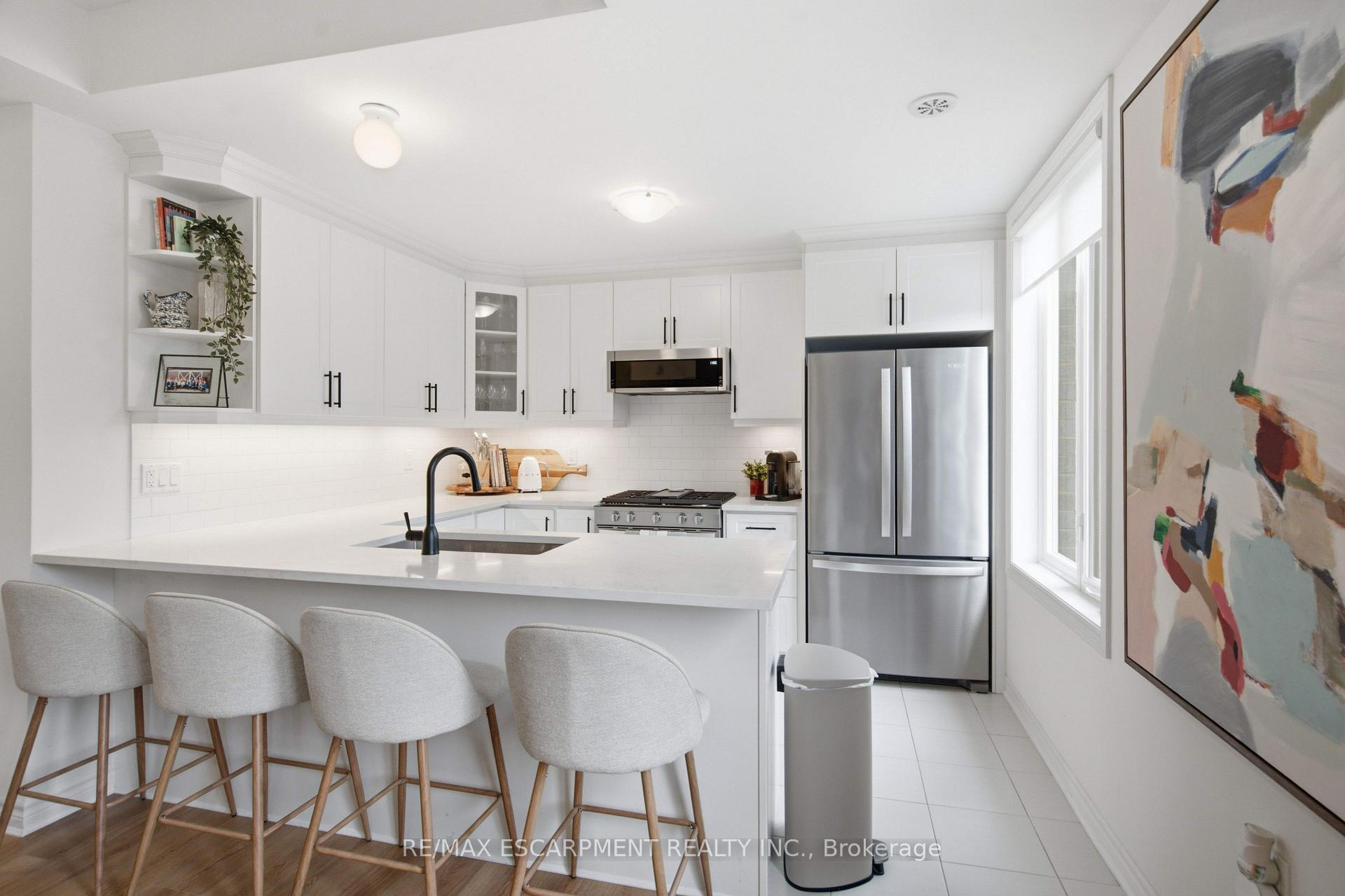 Photo 8 of Unit 49, 383 Dundas Street E, Hamilton, Waterdown — HOMEH