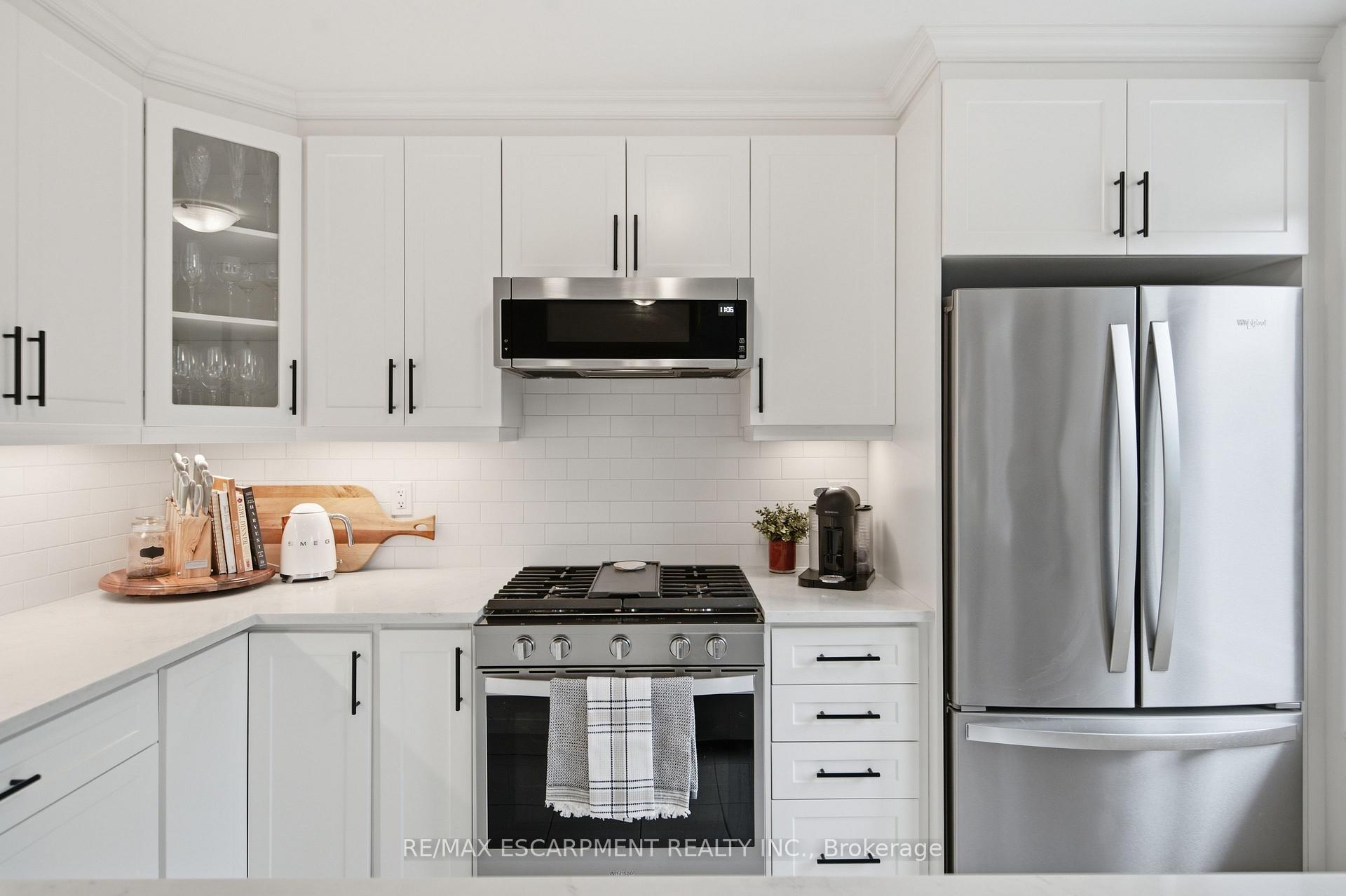 Photo 11 of Unit 49, 383 Dundas Street E, Hamilton, Waterdown — HOMEH