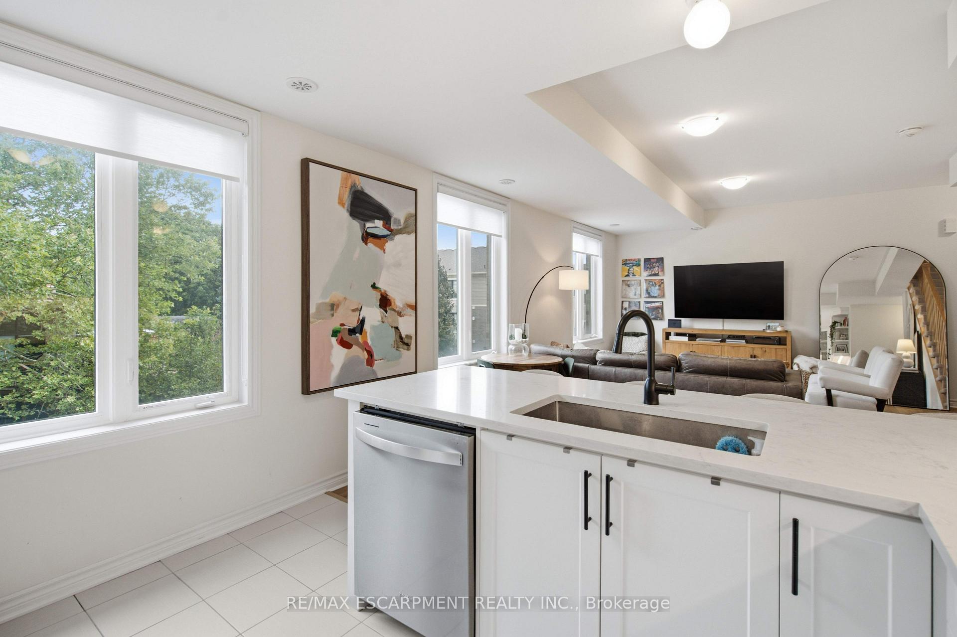 Photo 13 of Unit 49, 383 Dundas Street E, Hamilton, Waterdown — HOMEH