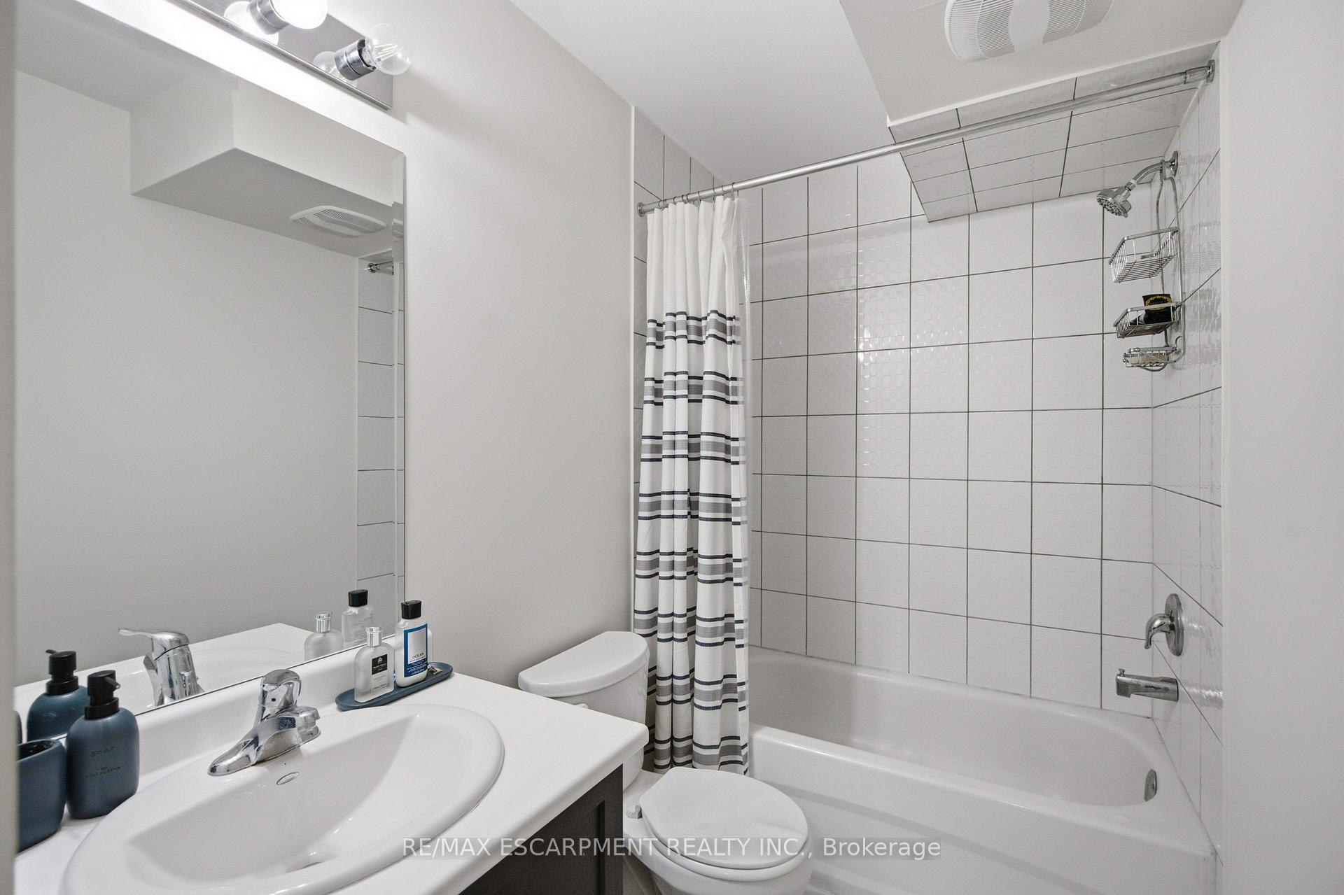 Photo 23 of Unit 49, 383 Dundas Street E, Hamilton, Waterdown — HOMEH