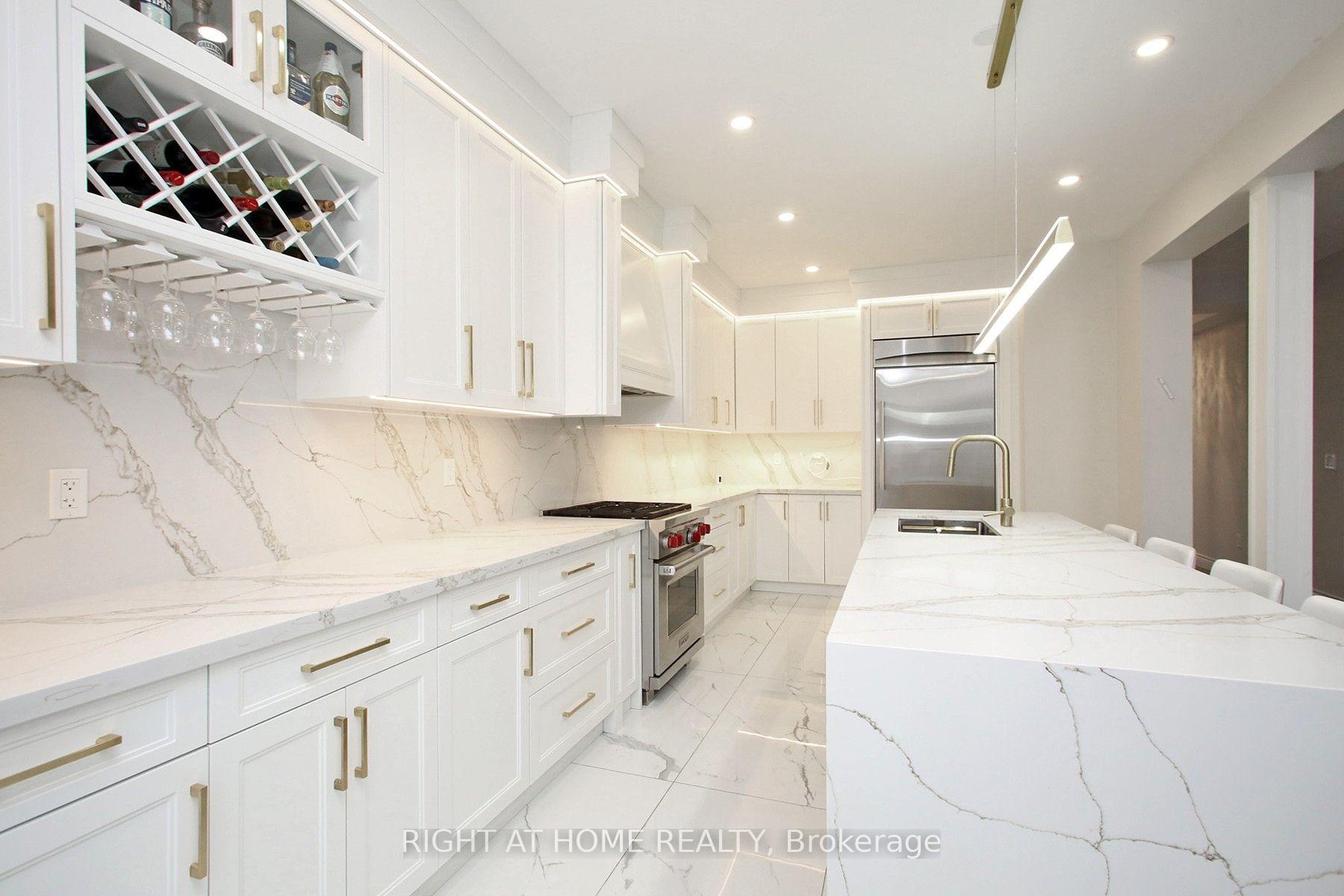 Photo 13 of 133 Woodville Drive, Vaughan, Patterson — HOMEH