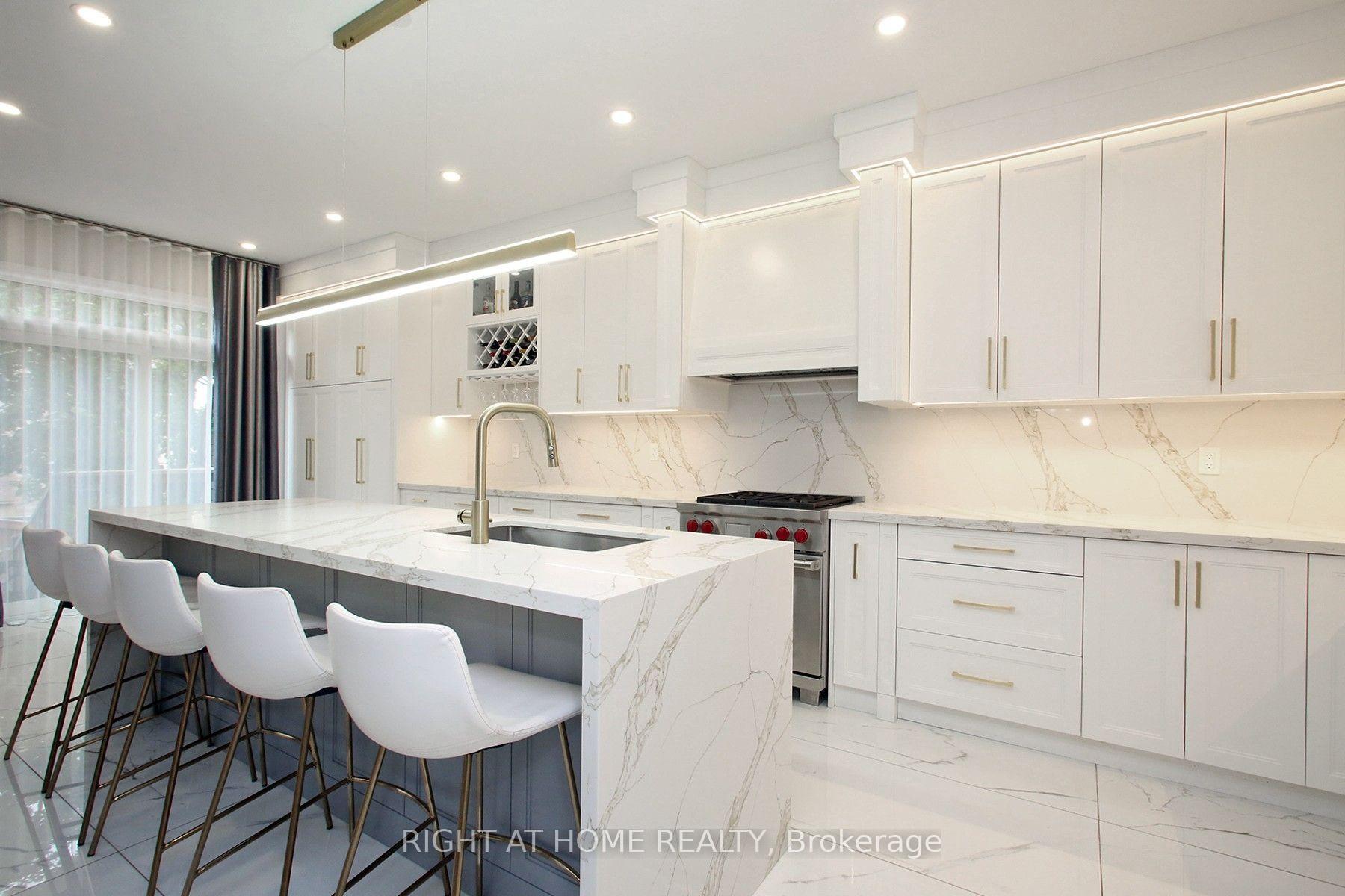 Photo 14 of 133 Woodville Drive, Vaughan, Patterson — HOMEH