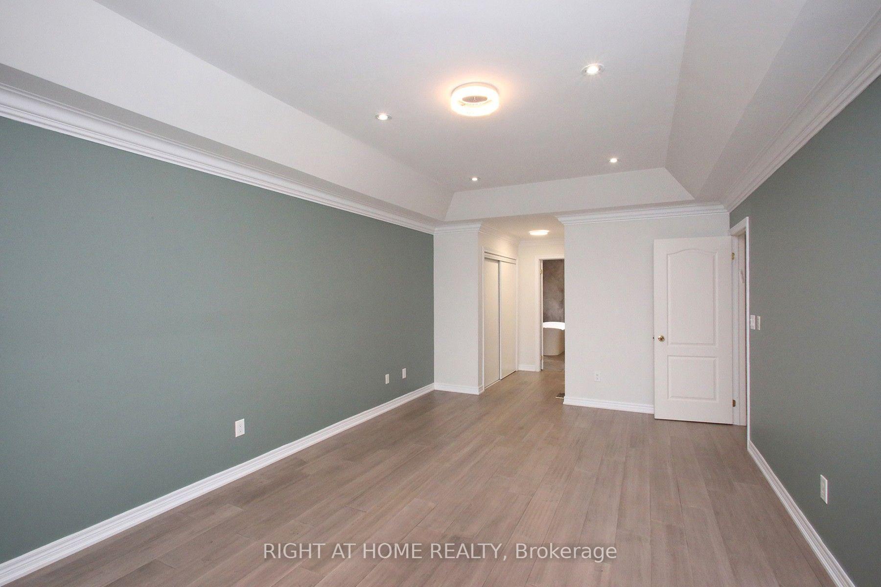 Photo 20 of 133 Woodville Drive, Vaughan, Patterson — HOMEH