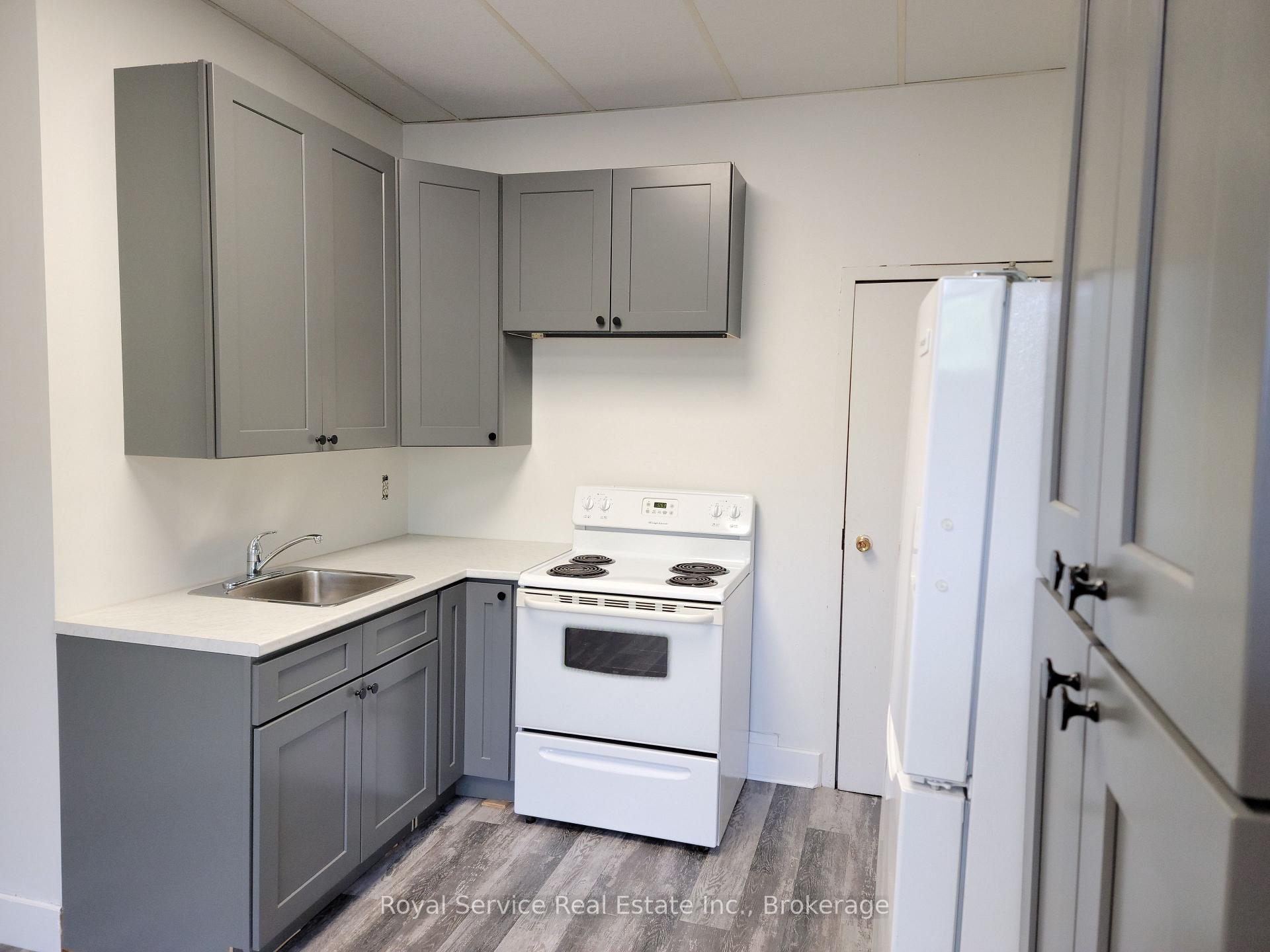 Photo of Unit #2, 18 Walton Street