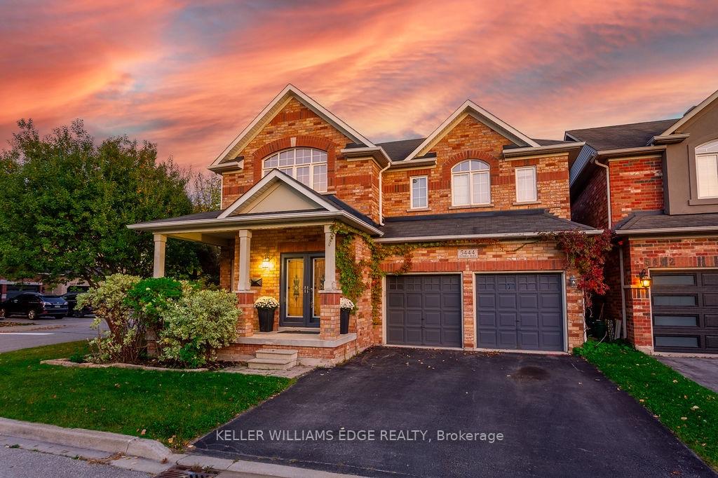 Photo 3 of 5444 Sundial Road, Burlington, Orchard — HOMEH