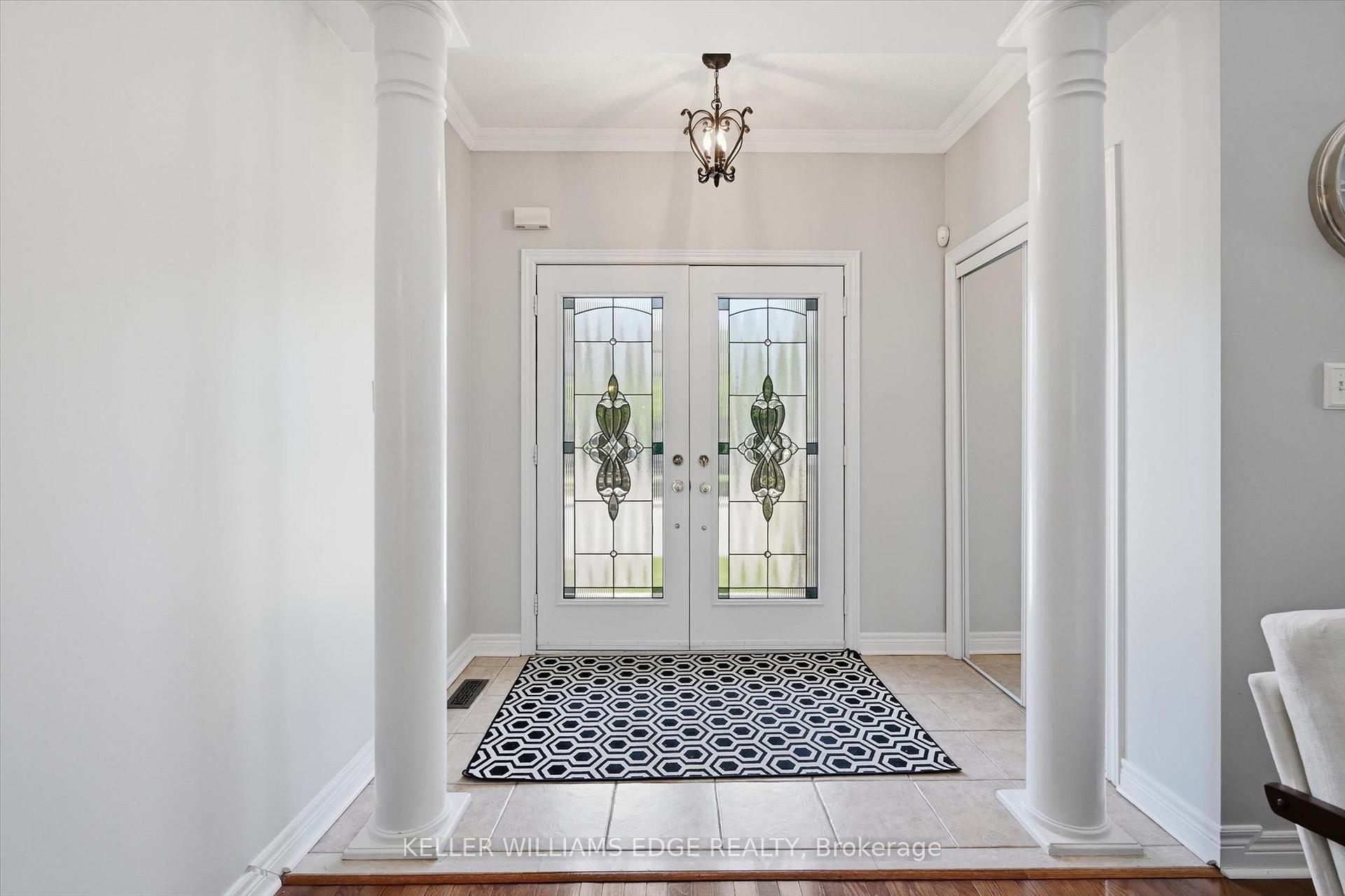 Photo 6 of 5444 Sundial Road, Burlington, Orchard — HOMEH