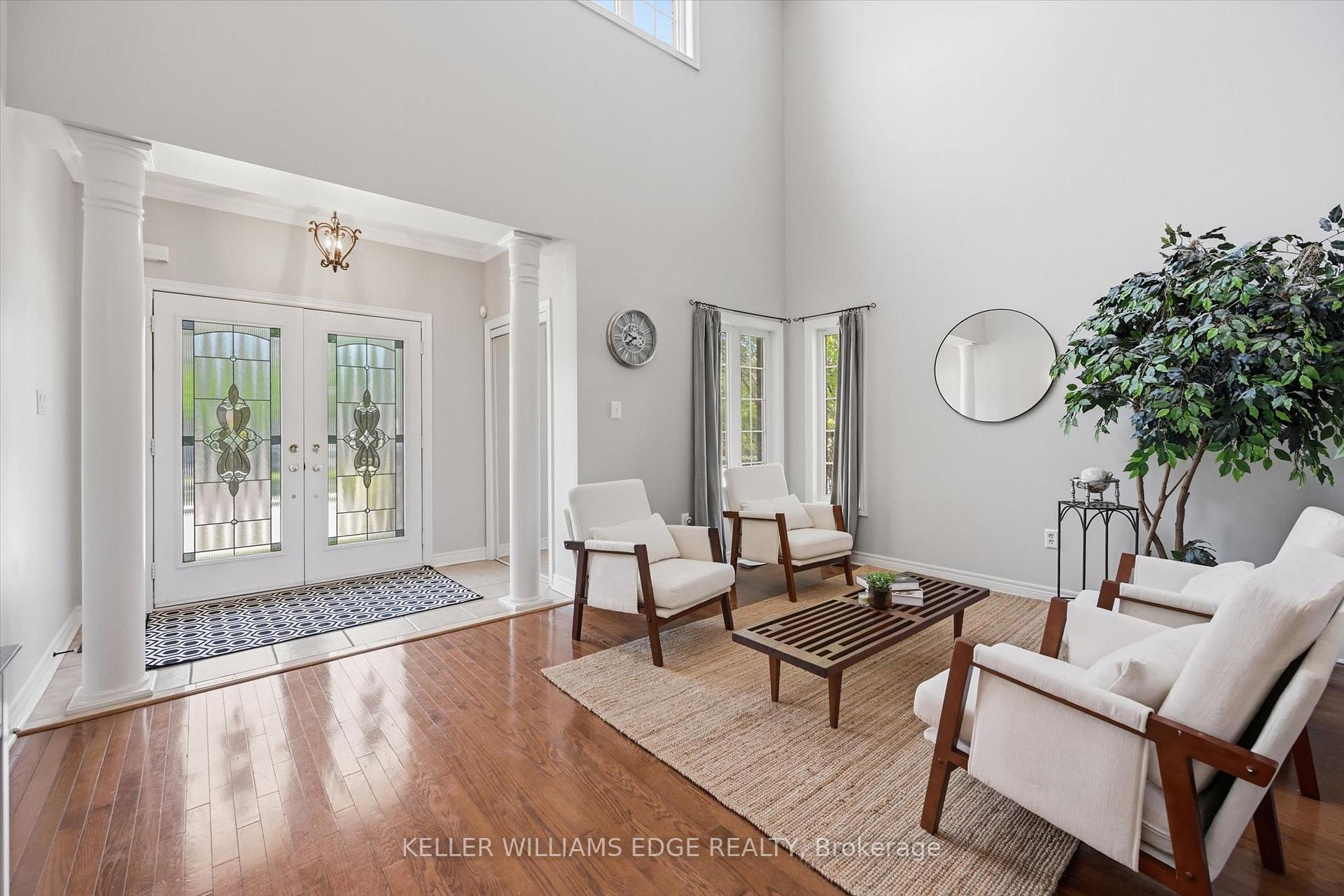 Photo 7 of 5444 Sundial Road, Burlington, Orchard — HOMEH