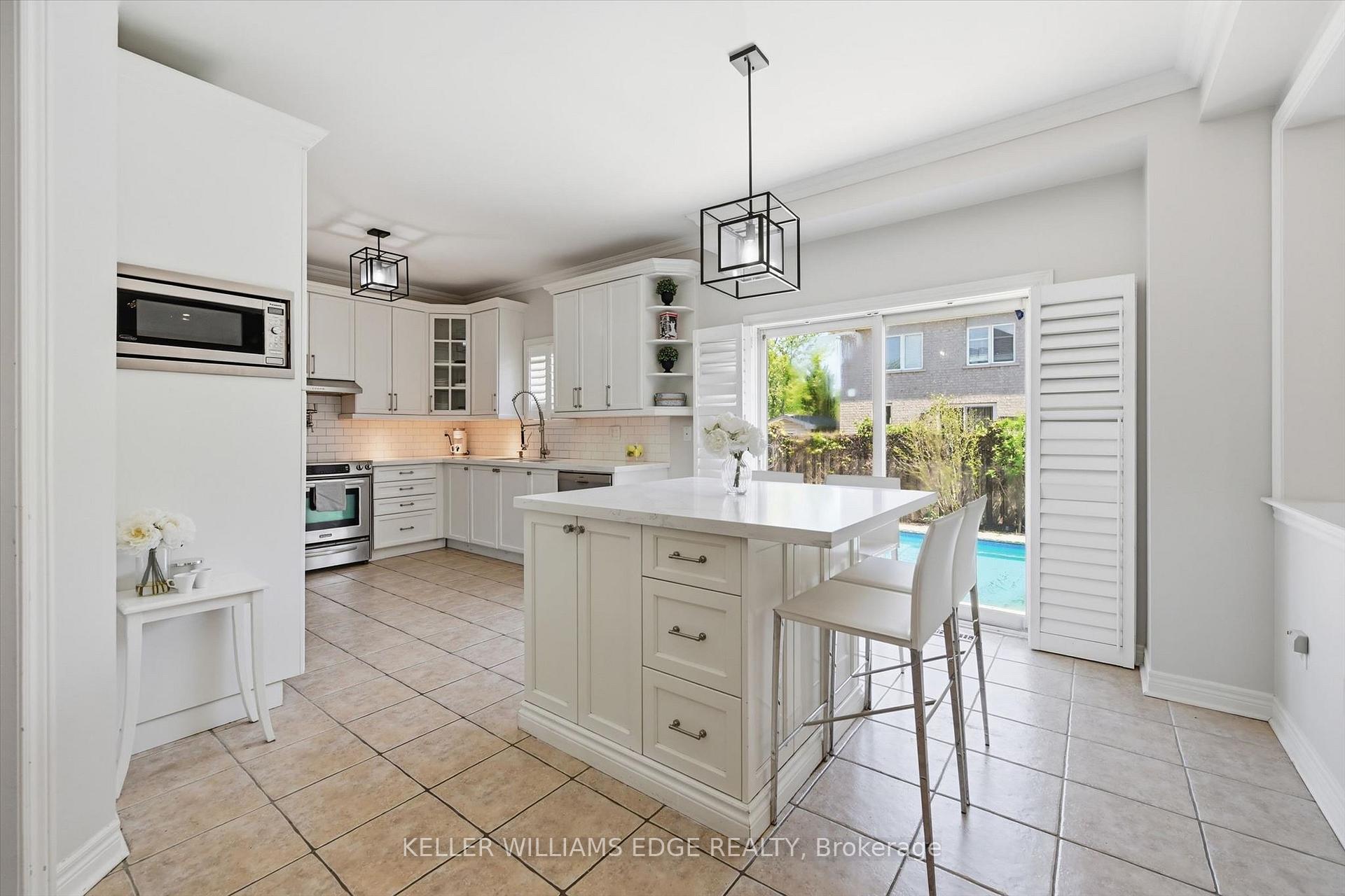 Photo 11 of 5444 Sundial Road, Burlington, Orchard — HOMEH