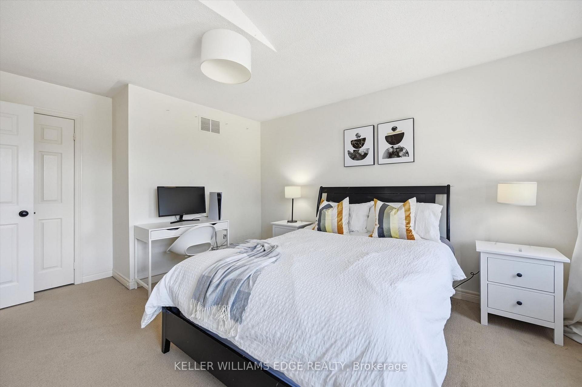 Photo 23 of 5444 Sundial Road, Burlington, Orchard — HOMEH
