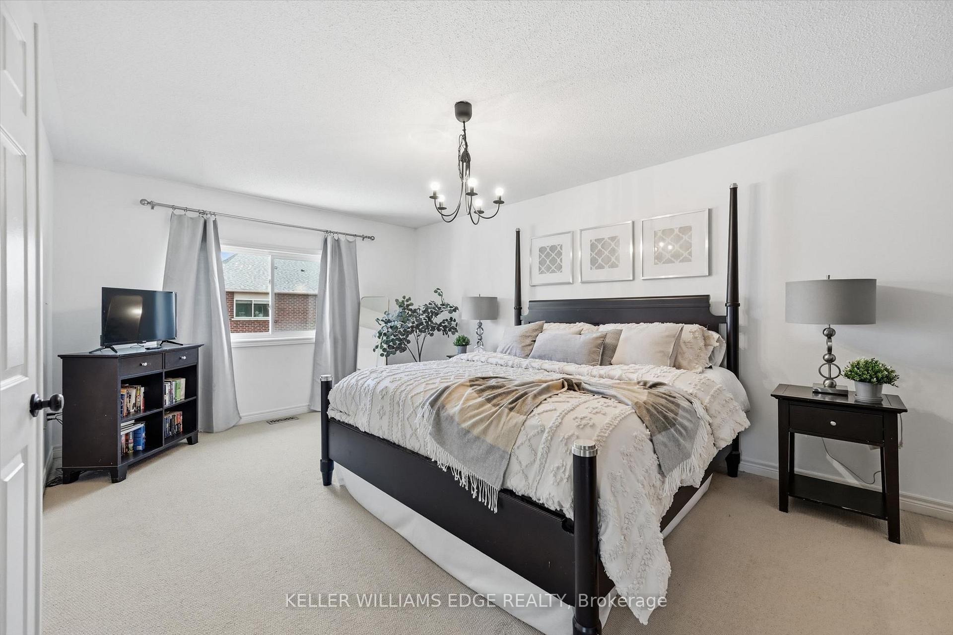 Photo 25 of 5444 Sundial Road, Burlington, Orchard — HOMEH