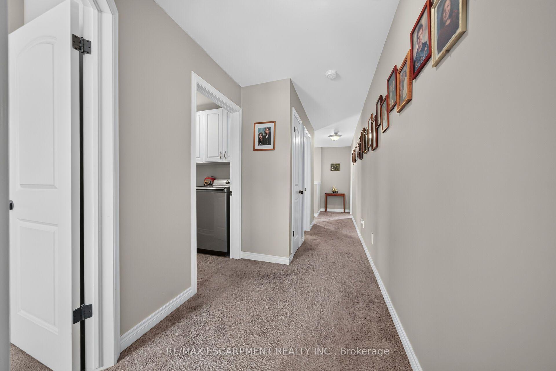 Photo 24 of 17 Grantham Avenue S, St. Catharines, E. Chester — HOMEH