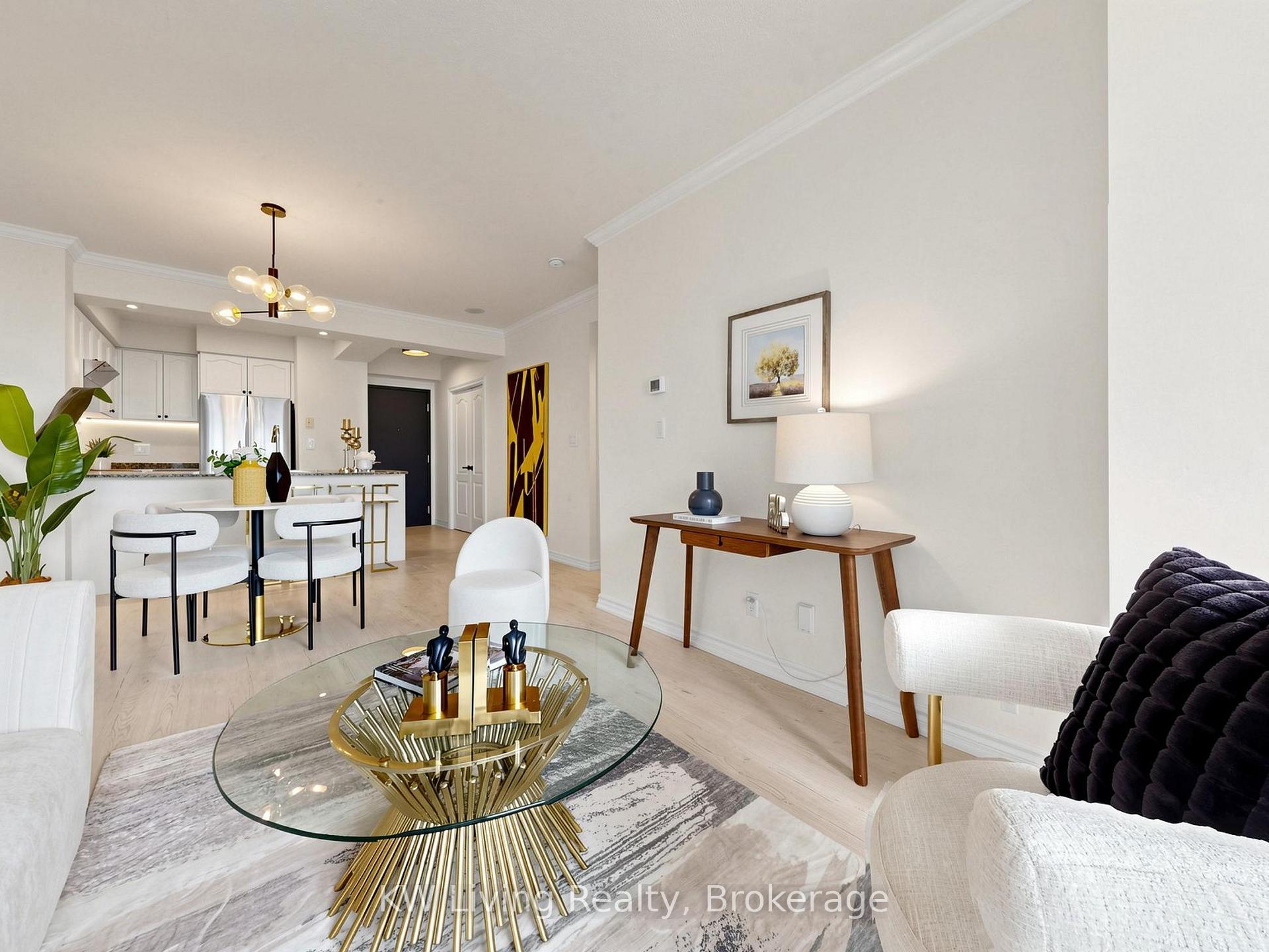 Photo 5 of Unit 1010, 100 Promenade Circle, Vaughan, Brownridge — HOMEH