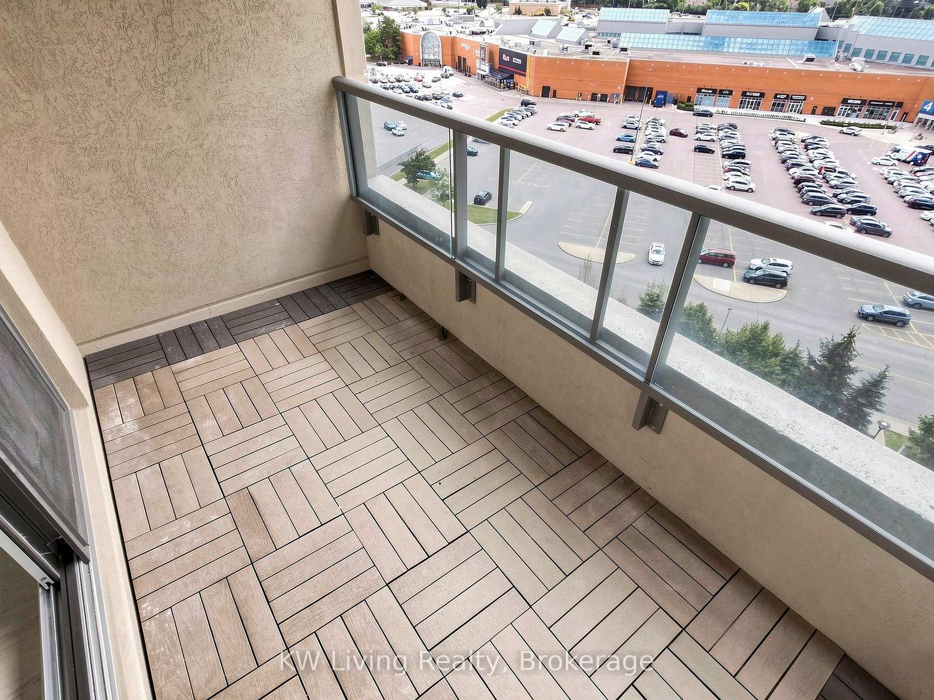 Photo 19 of Unit 1010, 100 Promenade Circle, Vaughan, Brownridge — HOMEH