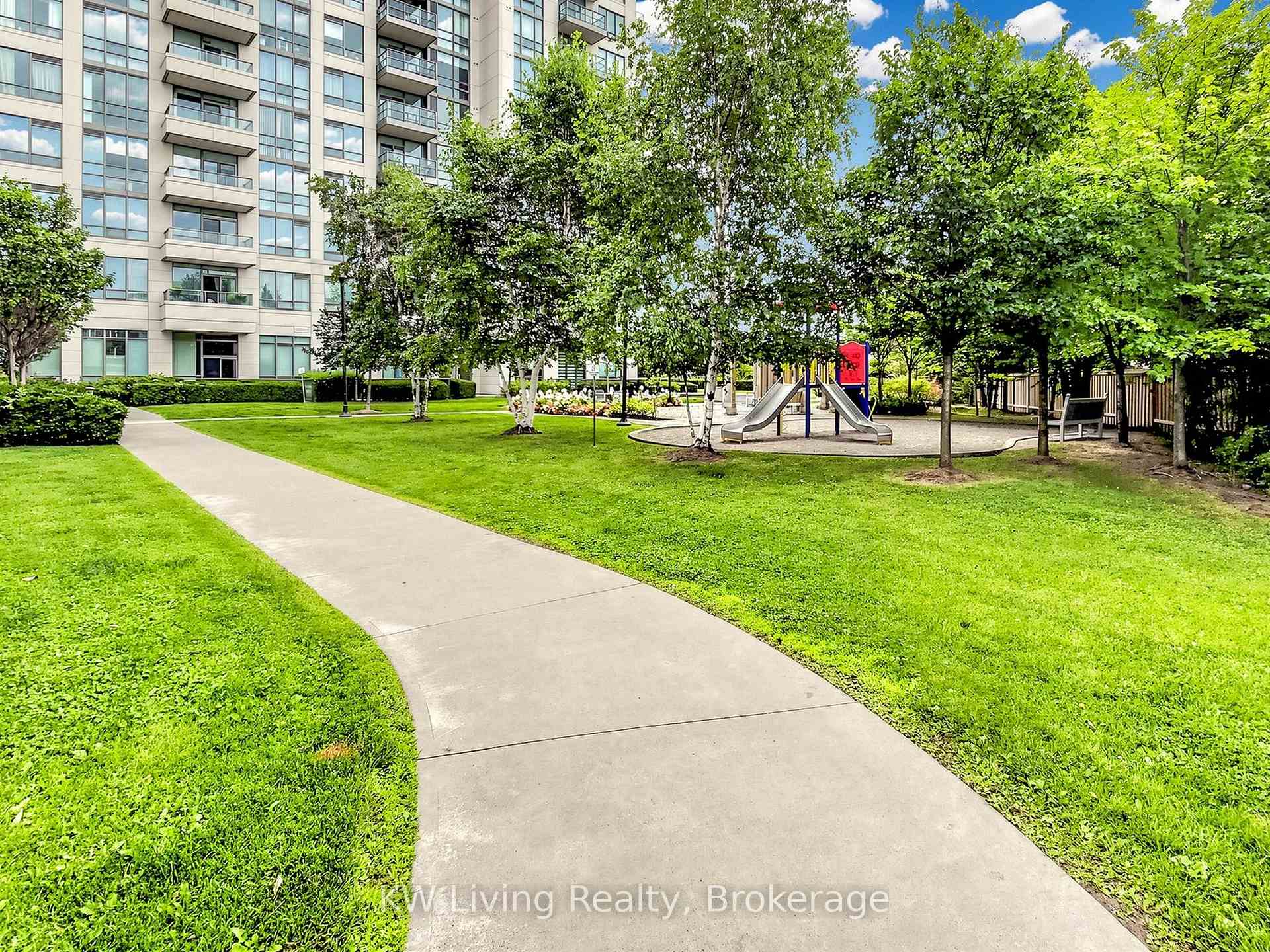 Photo 28 of Unit 1010, 100 Promenade Circle, Vaughan, Brownridge — HOMEH