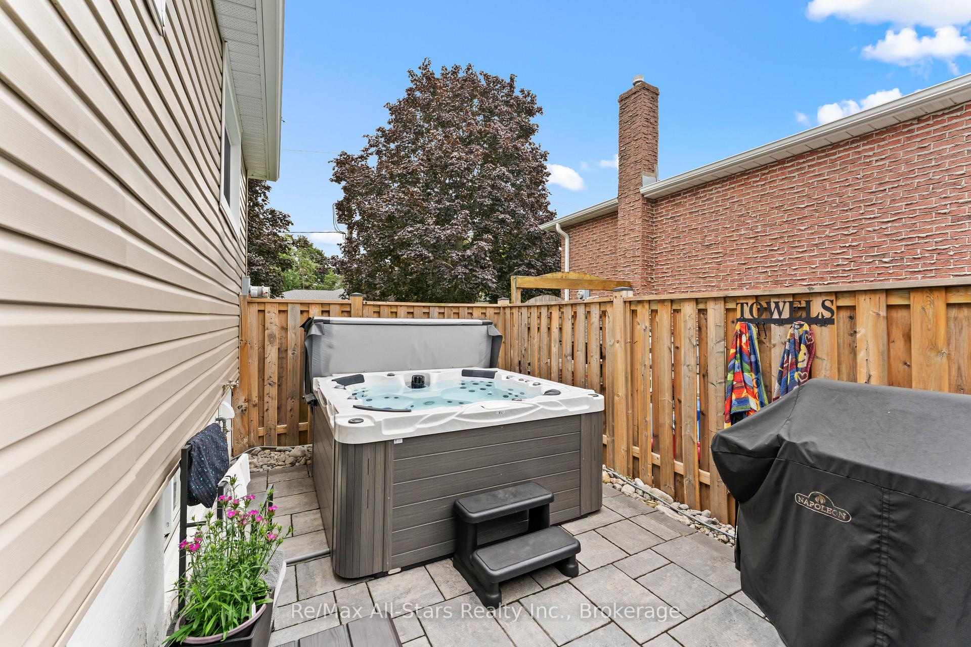 Photo 41 of 36 Edgewood Drive, Kawartha Lakes, Lindsay — HOMEH