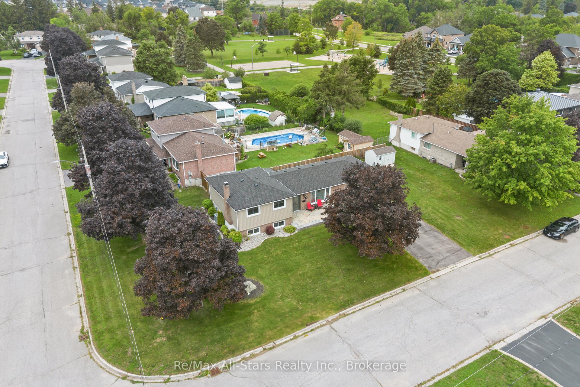Photo 47 of 36 Edgewood Drive, Kawartha Lakes, Lindsay — HOMEH