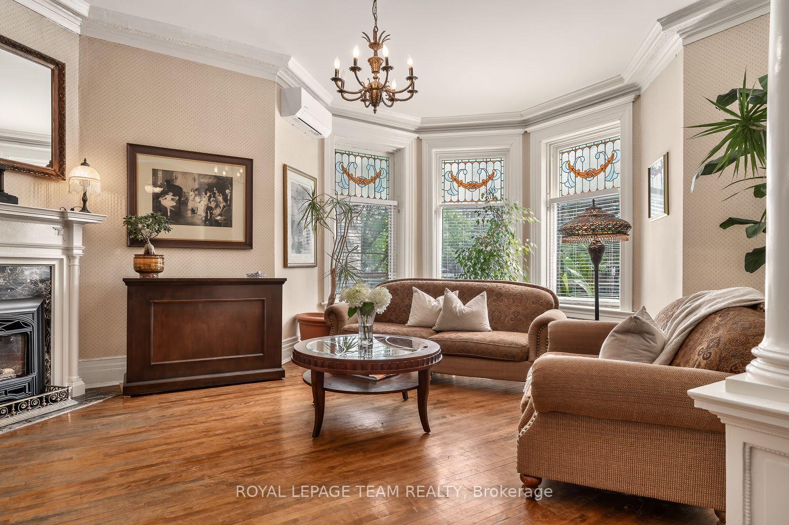 Photo 4 of 525 King Edward Avenue, Ottawa, Sandy Hill — HOMEH