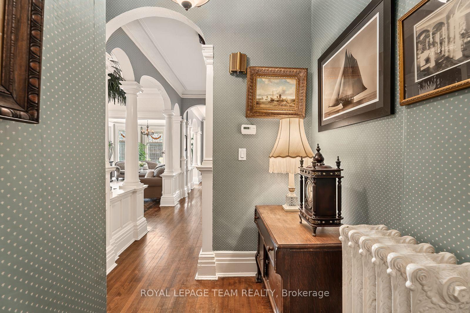 Photo 9 of 525 King Edward Avenue, Ottawa, Sandy Hill — HOMEH