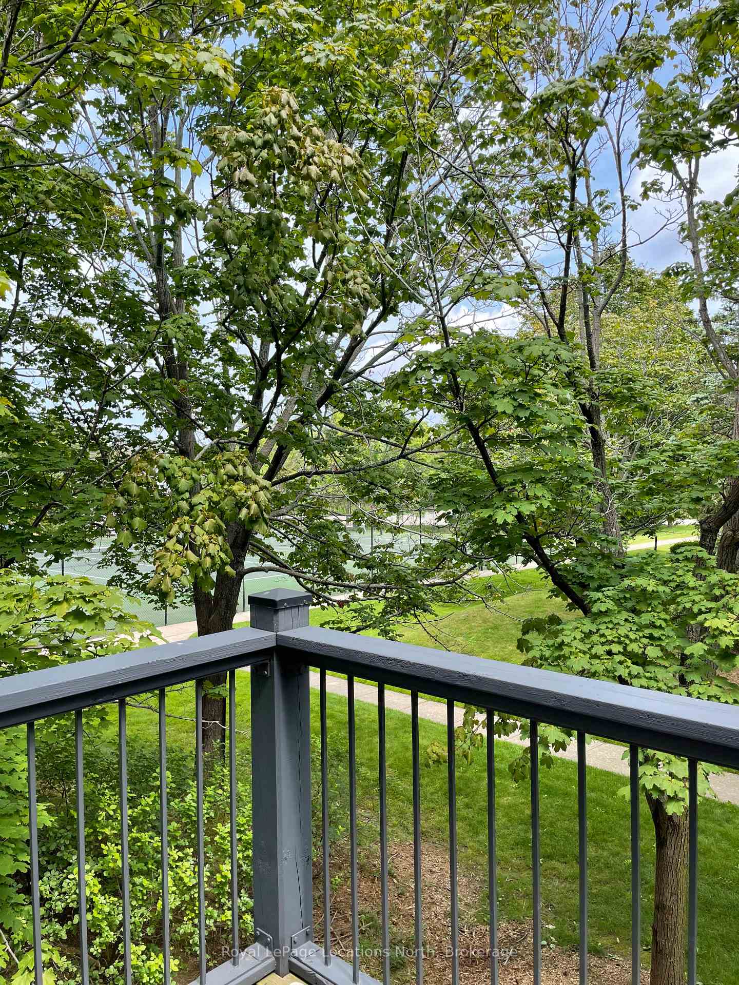 Photo 18 of 793 Johnston Park Avenue E, Collingwood — HOMEH