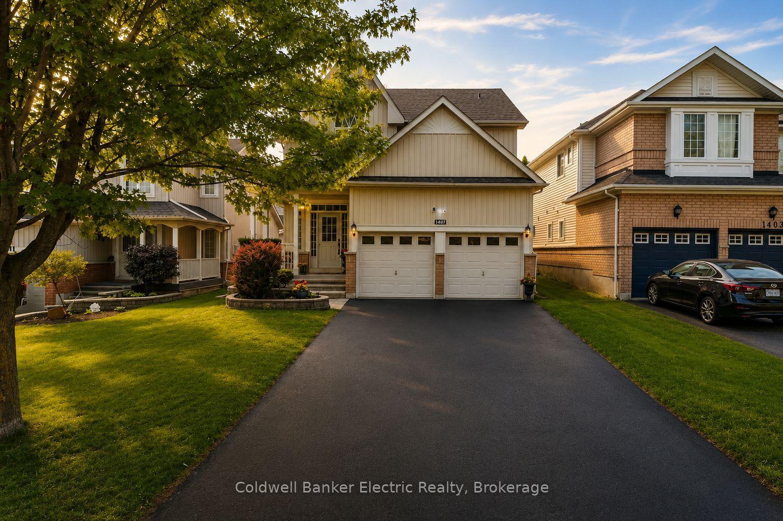 Photo 3 of 1407 Ashgrove Crescent, Oshawa, Pinecrest — HOMEH