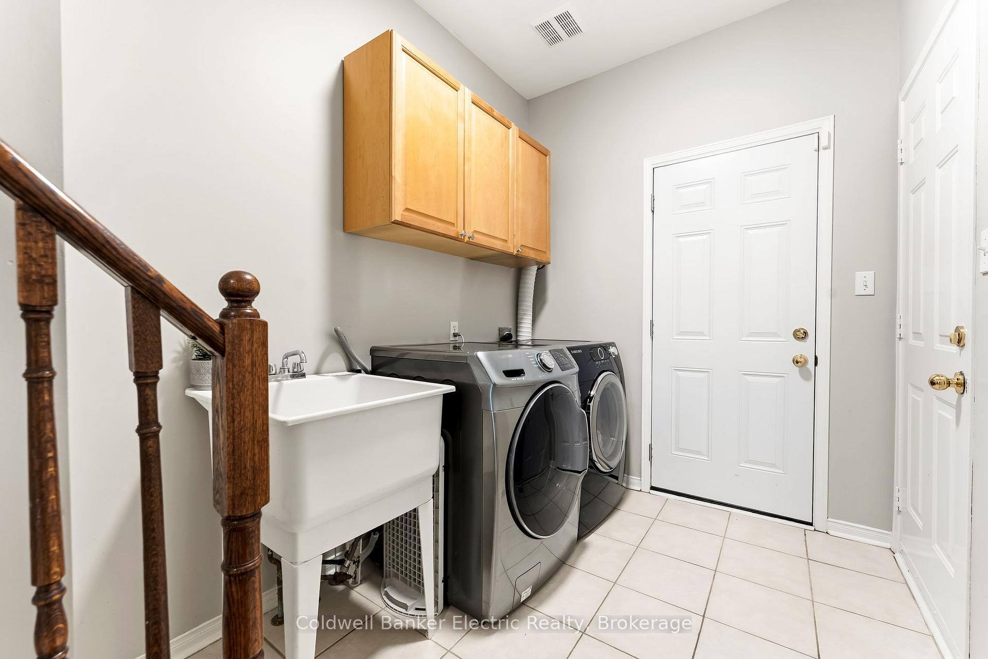 Photo 22 of 1407 Ashgrove Crescent, Oshawa, Pinecrest — HOMEH