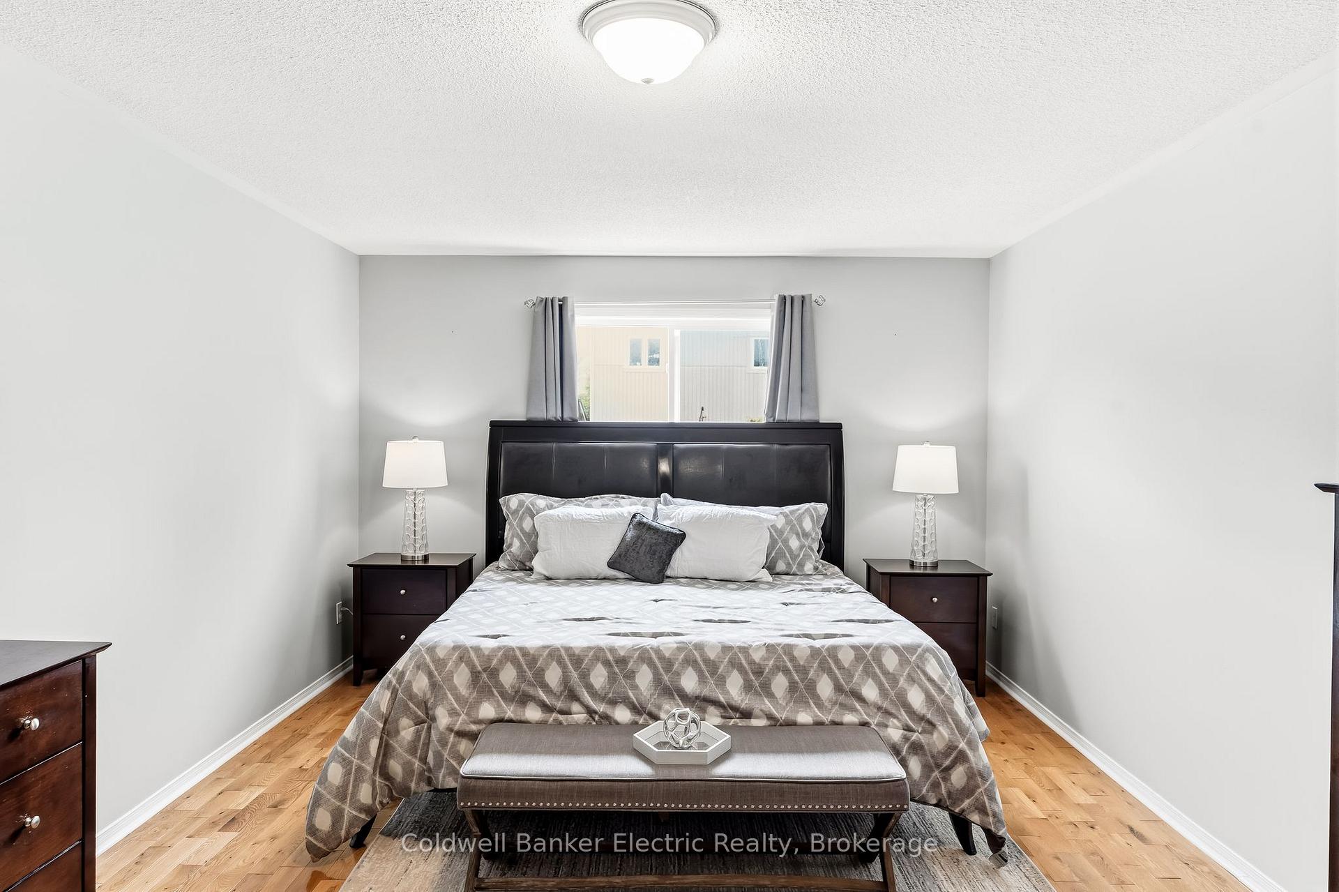 Photo 28 of 1407 Ashgrove Crescent, Oshawa, Pinecrest — HOMEH