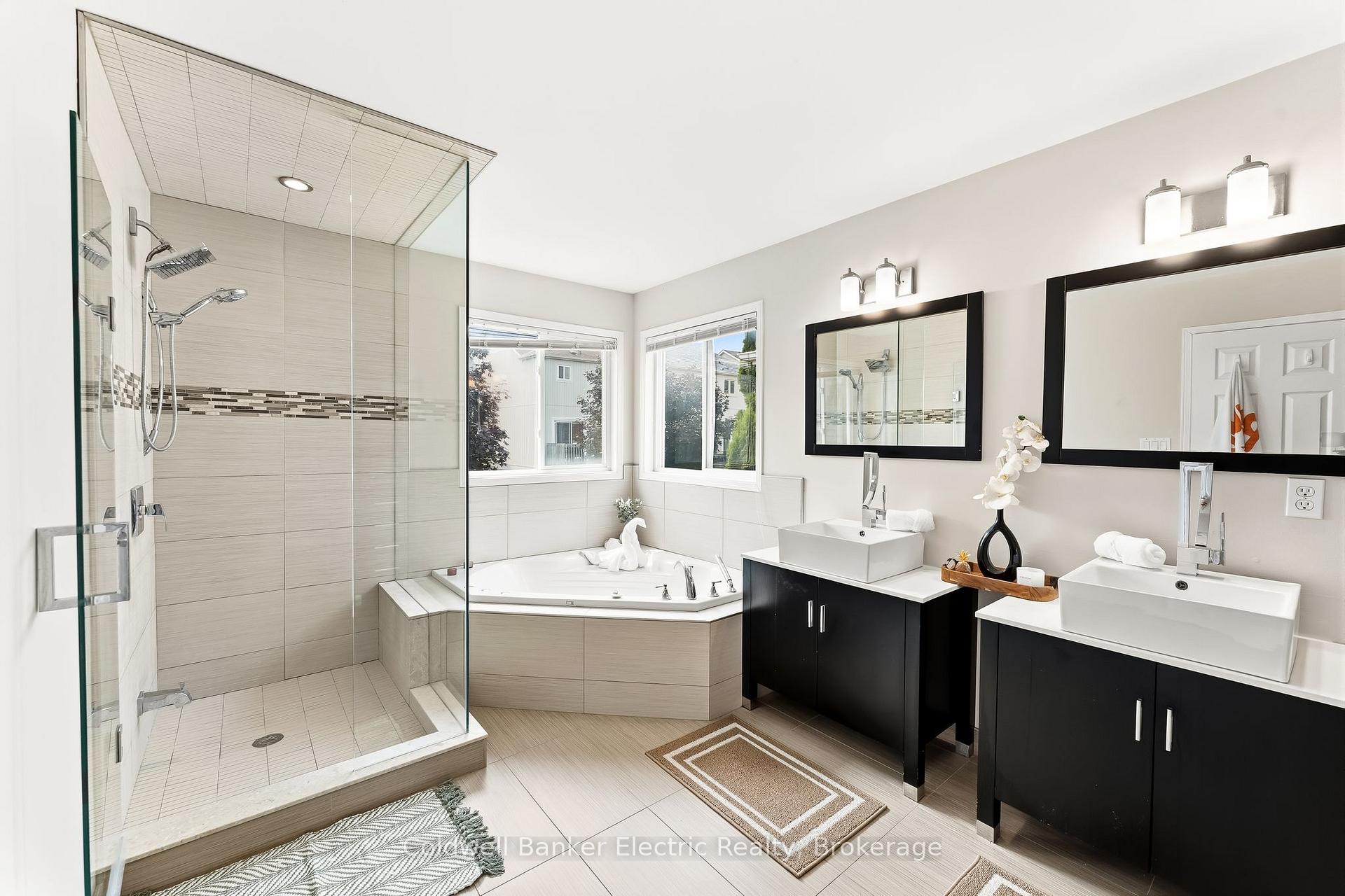 Photo 30 of 1407 Ashgrove Crescent, Oshawa, Pinecrest — HOMEH