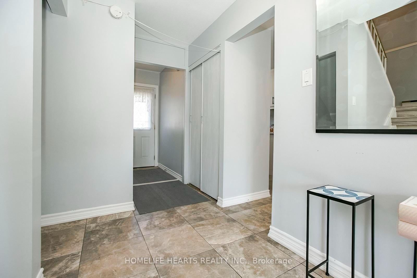 Photo 7 of 21 Jackman Drive, Brampton, Northgate — HOMEH
