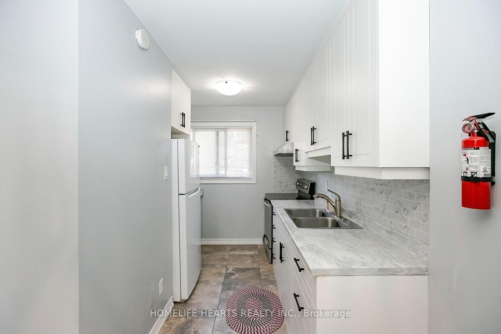Photo 16 of 21 Jackman Drive, Brampton, Northgate — HOMEH