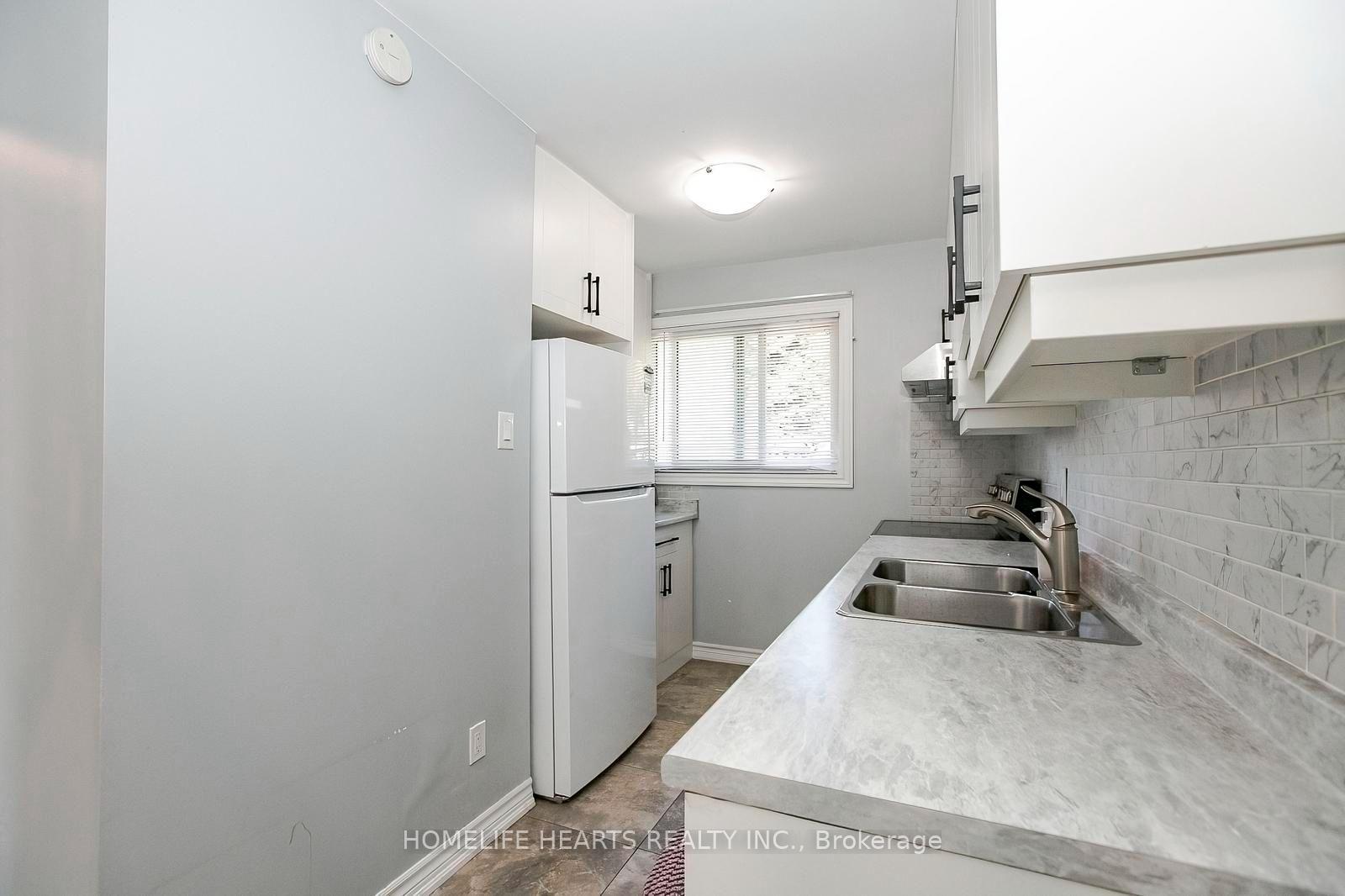 Photo 20 of 21 Jackman Drive, Brampton, Northgate — HOMEH
